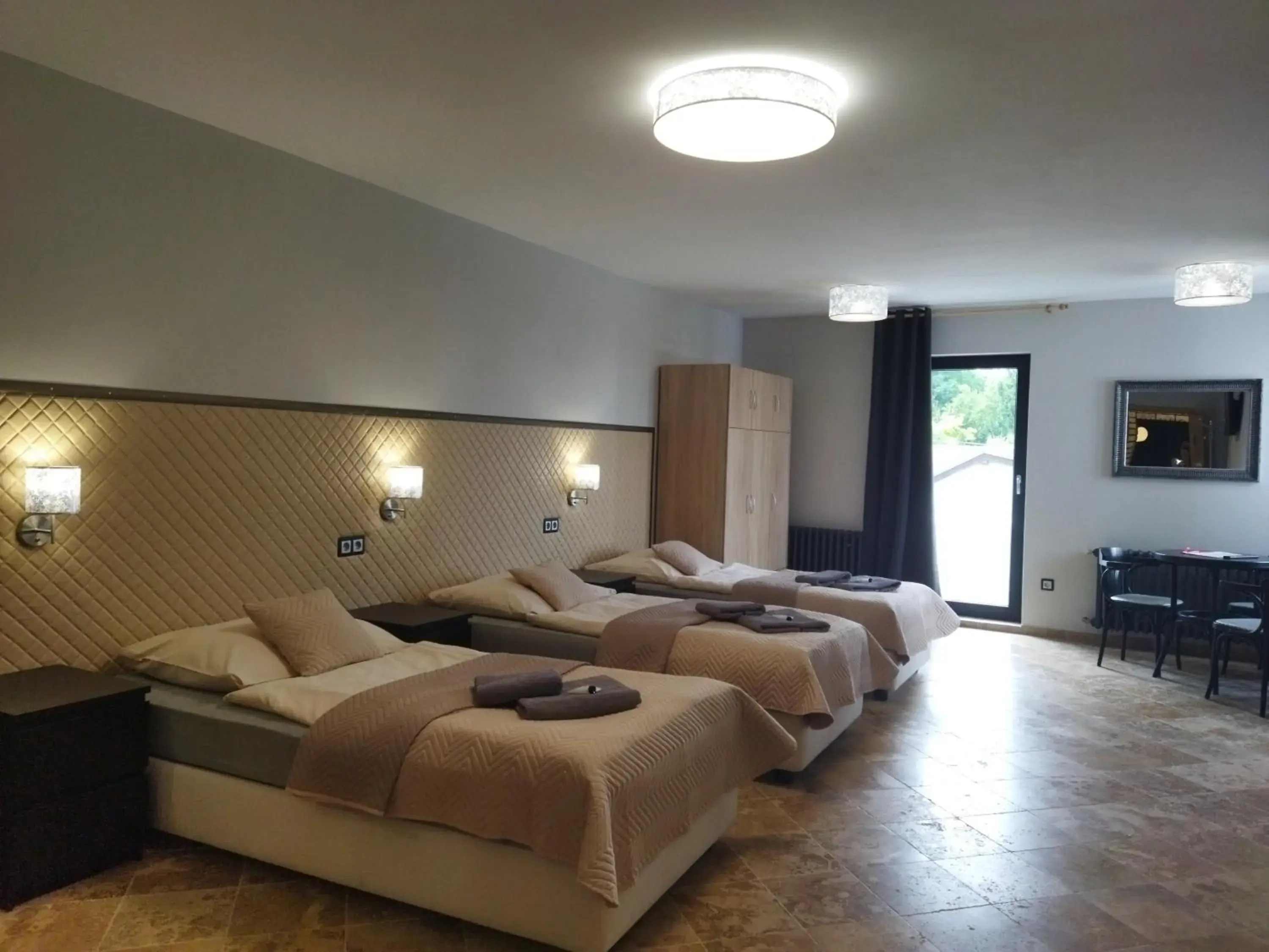 Comfort Triple Room - single occupancy in Hotel Cade Comfort Triple Room - single occupancy in Hotel Cade