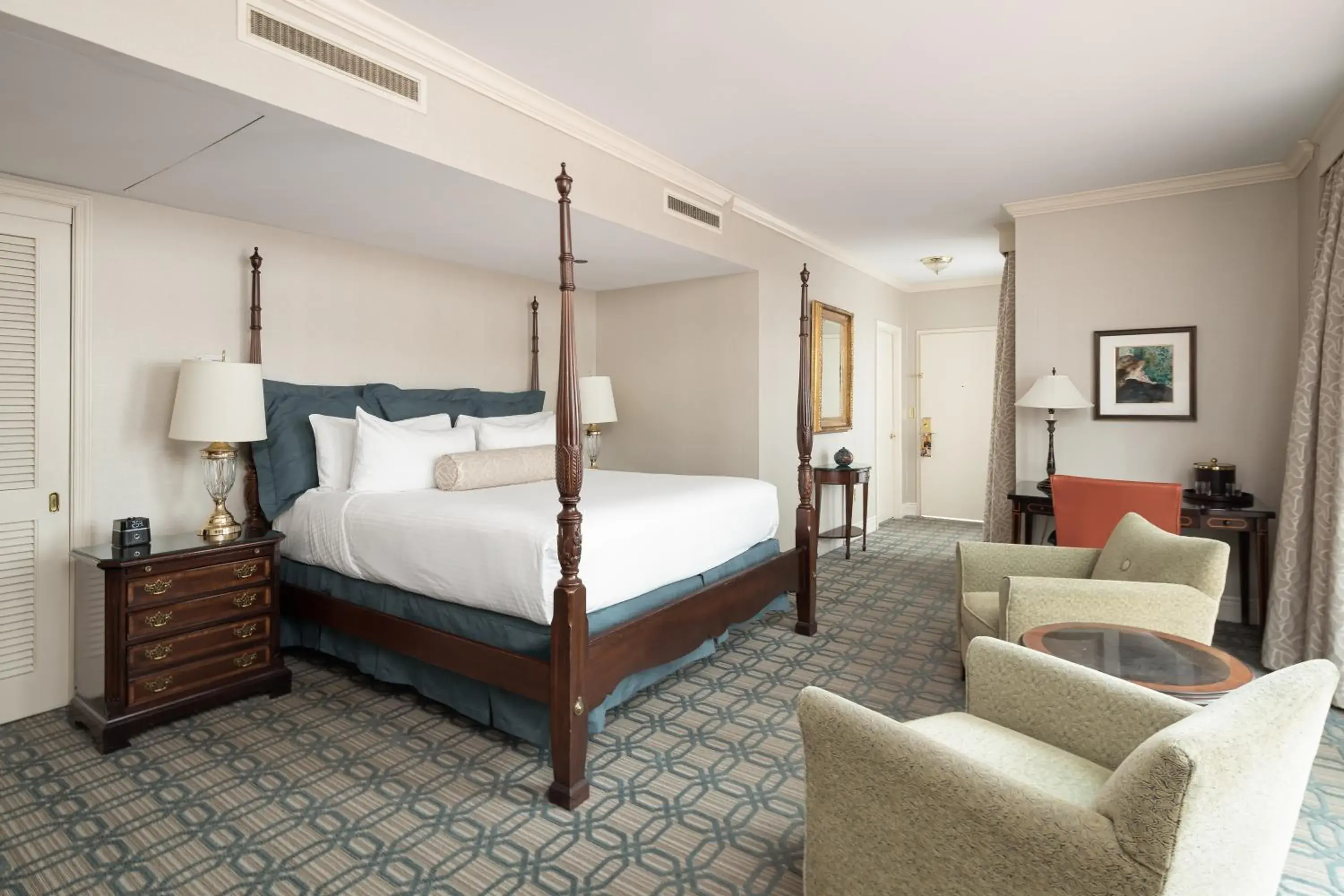 Bedroom, Bed in The Berkeley Hotel Bedroom, Bed in The Berkeley Hotel