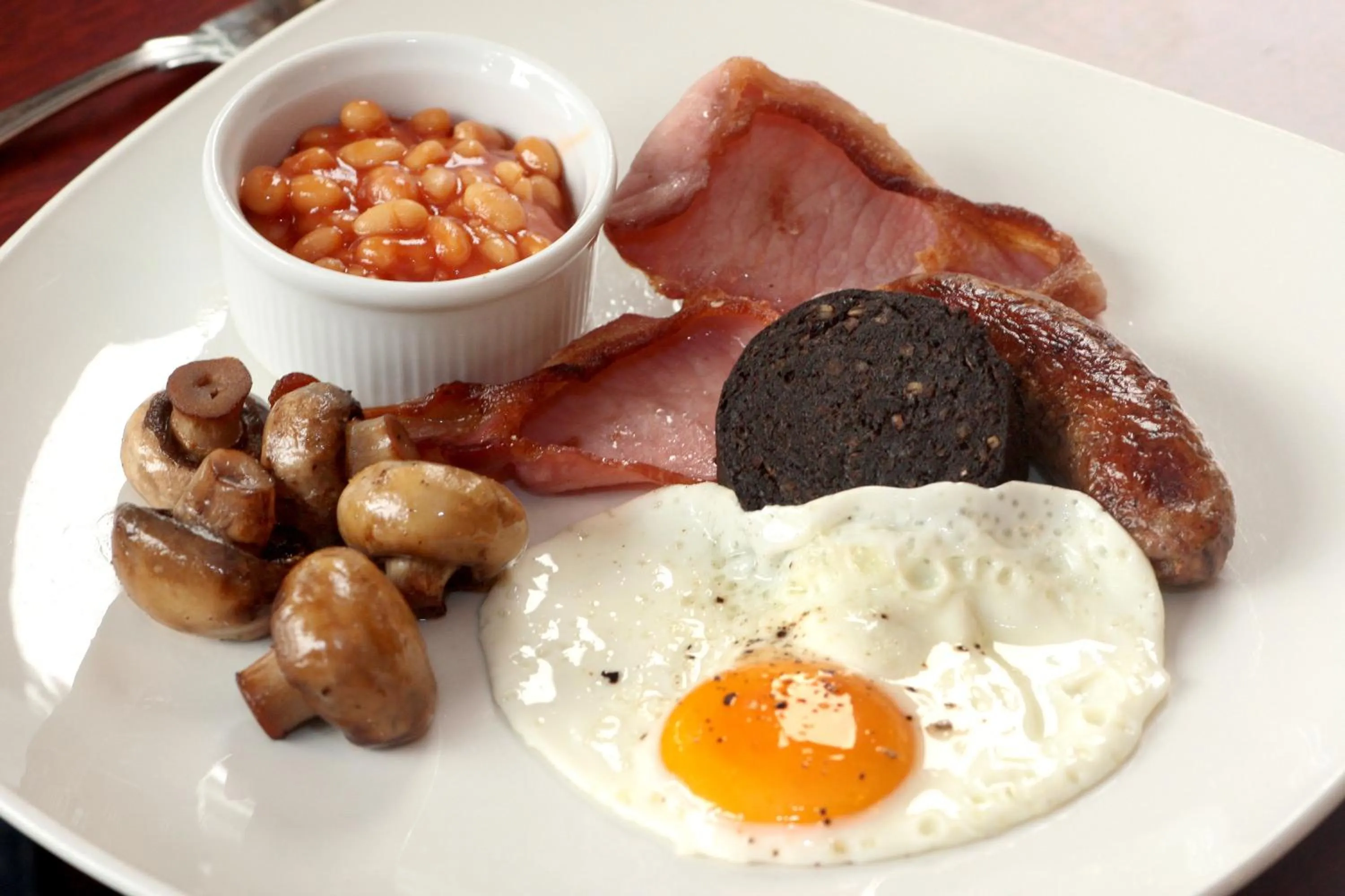 English/Irish breakfast in Woodlands Hotel, BW Signature Collection
