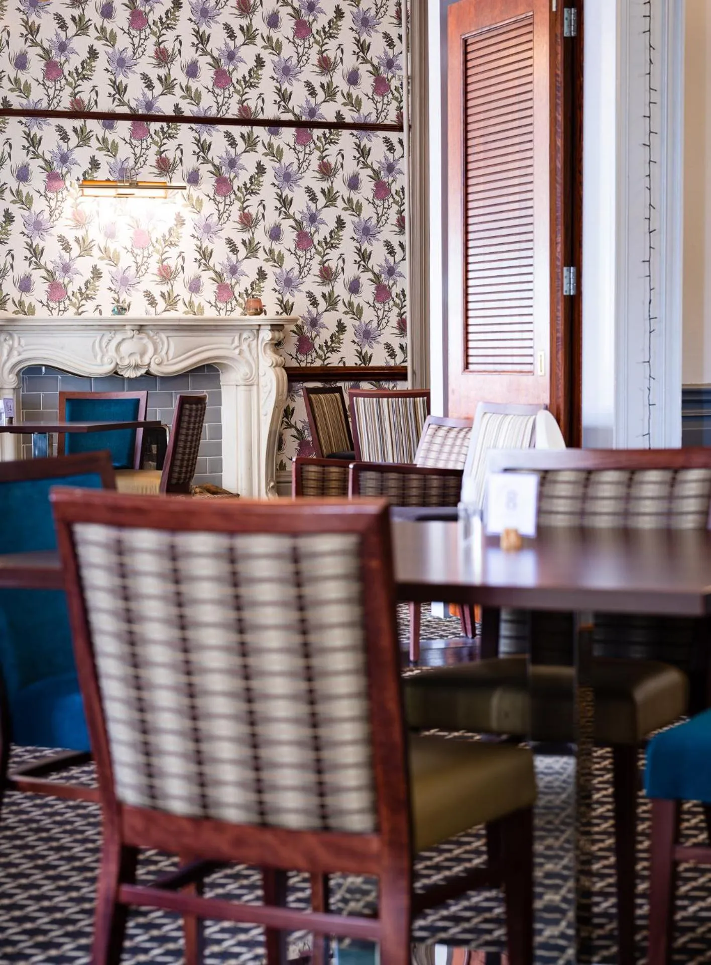 Restaurant/places to eat in Woodlands Hotel, BW Signature Collection