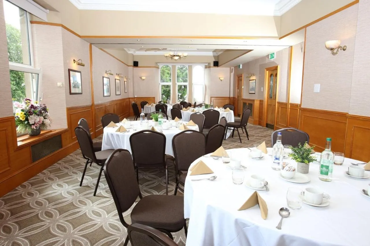 Meeting/conference room in Invercarse Hotel Dundee, BW Signature Collection