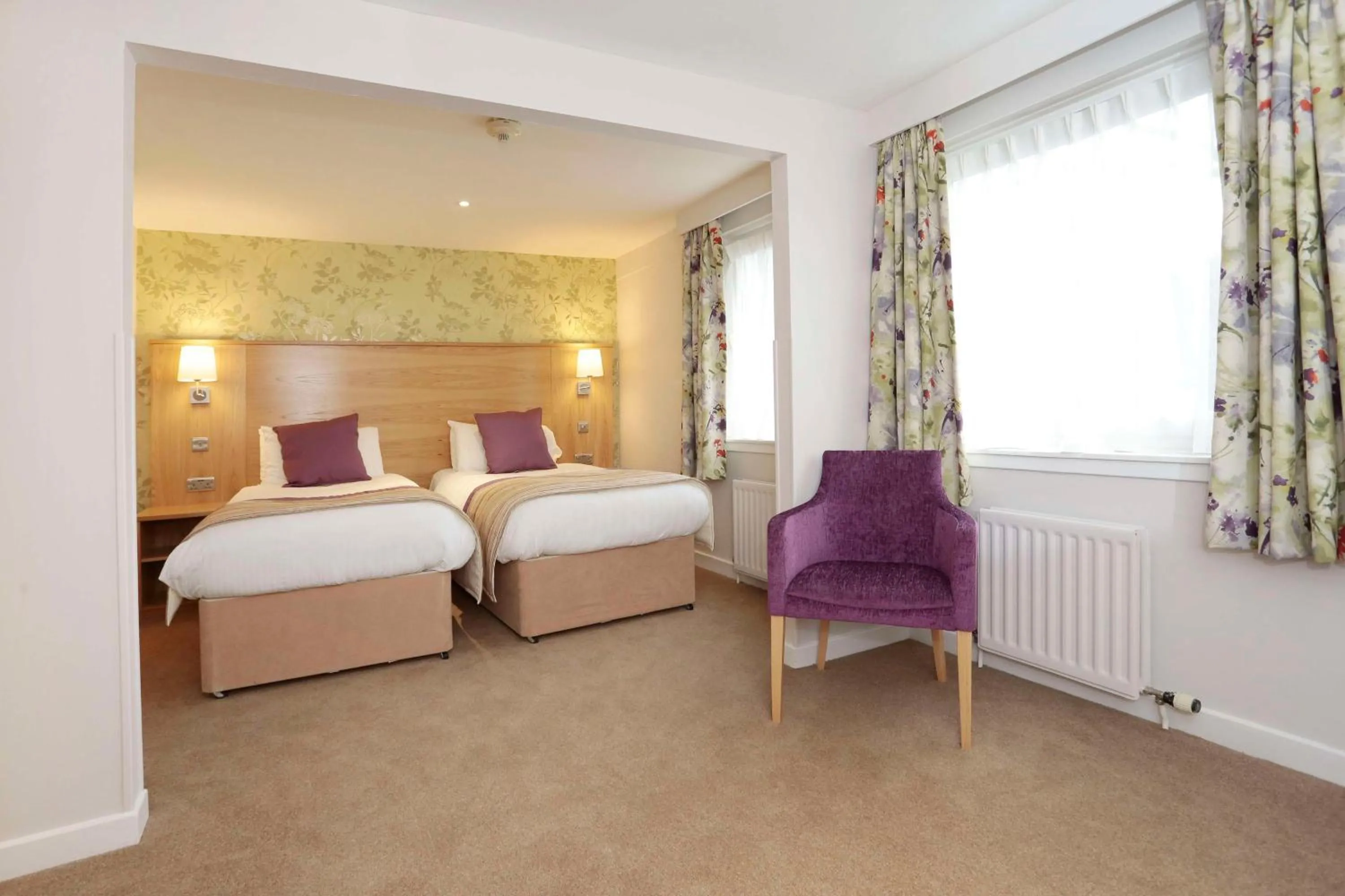 Bedroom, Bed in Invercarse Hotel Dundee, BW Signature Collection