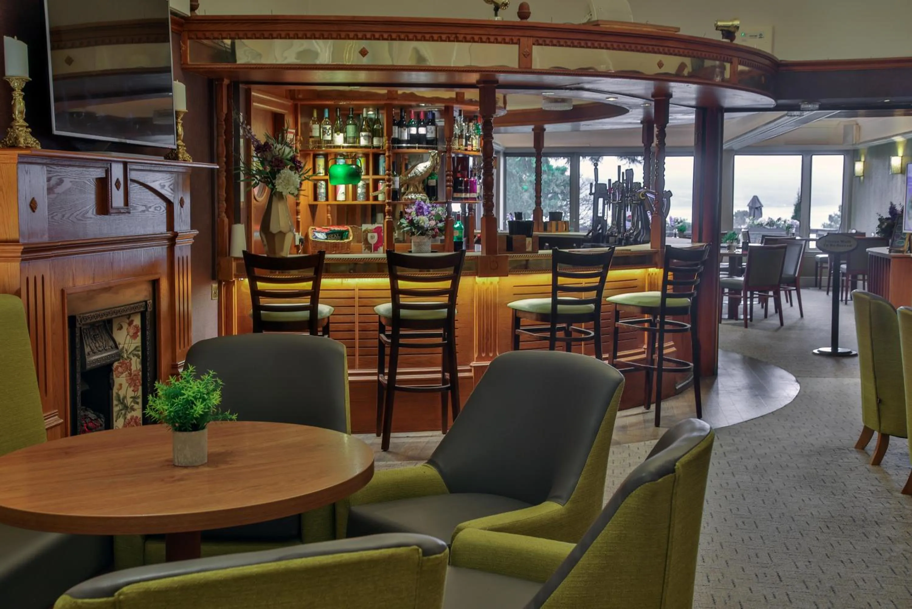 Lounge or bar in Invercarse Hotel Dundee, BW Signature Collection