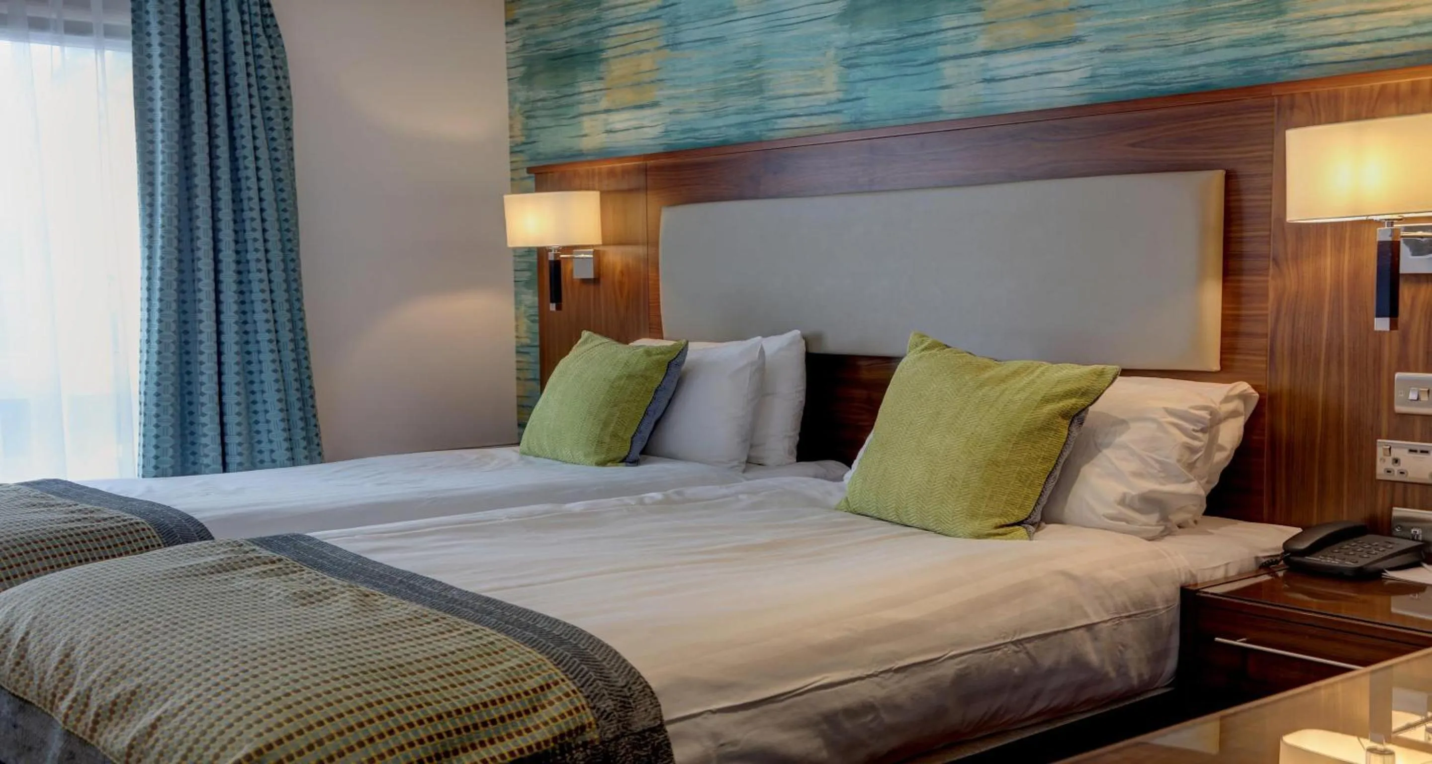 Bedroom, Bed in Invercarse Hotel Dundee, BW Signature Collection