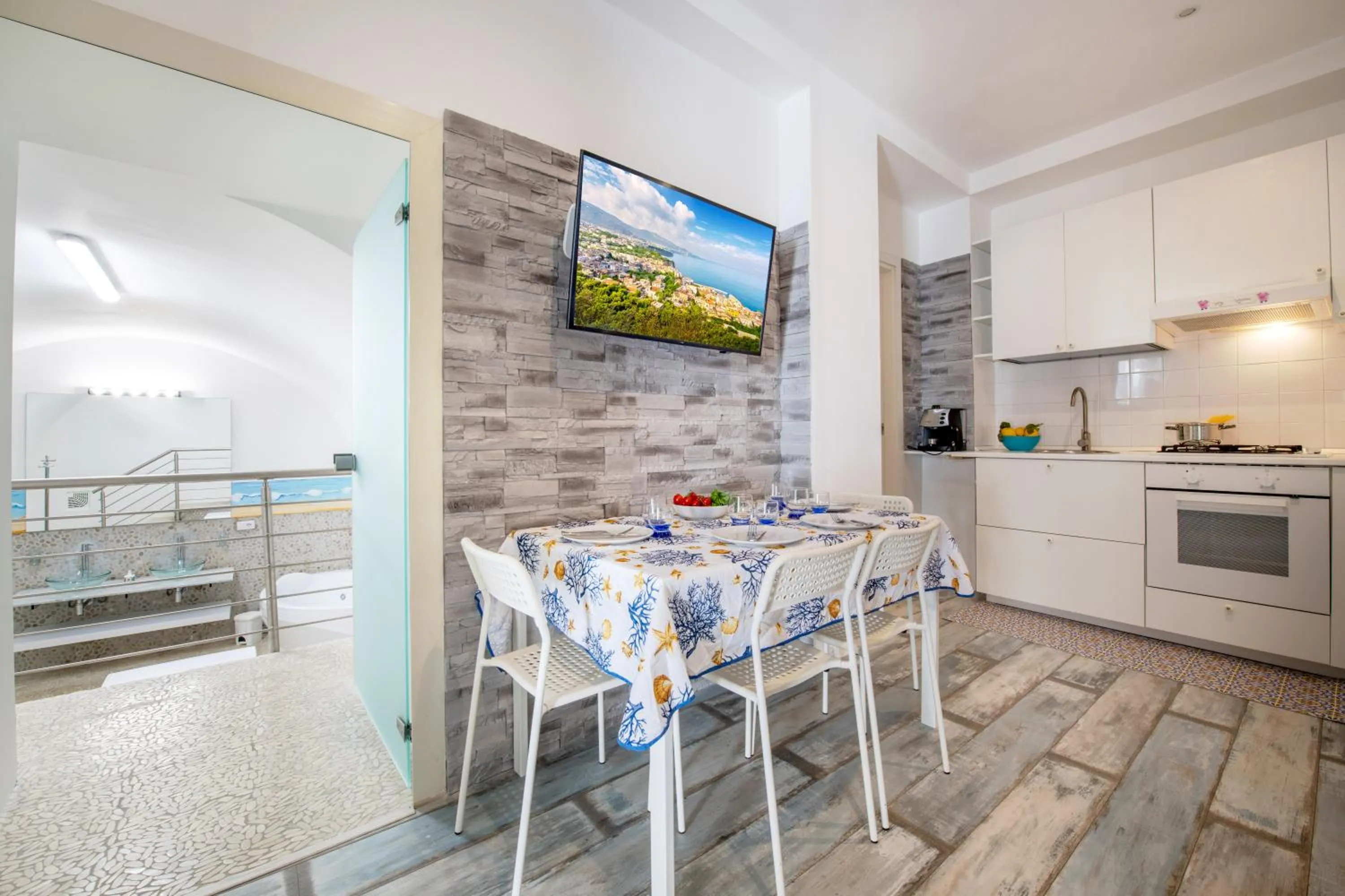 Kitchen or kitchenette in Il Ciottolo Sorrento