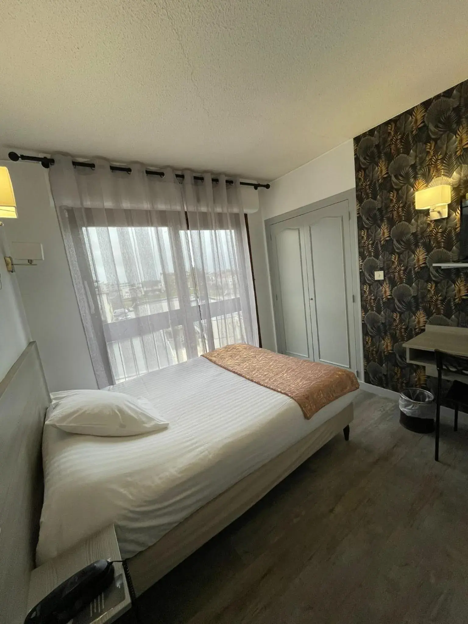 Standard Single Room in Hôtel le Vascon Standard Single Room in Hôtel le Vascon