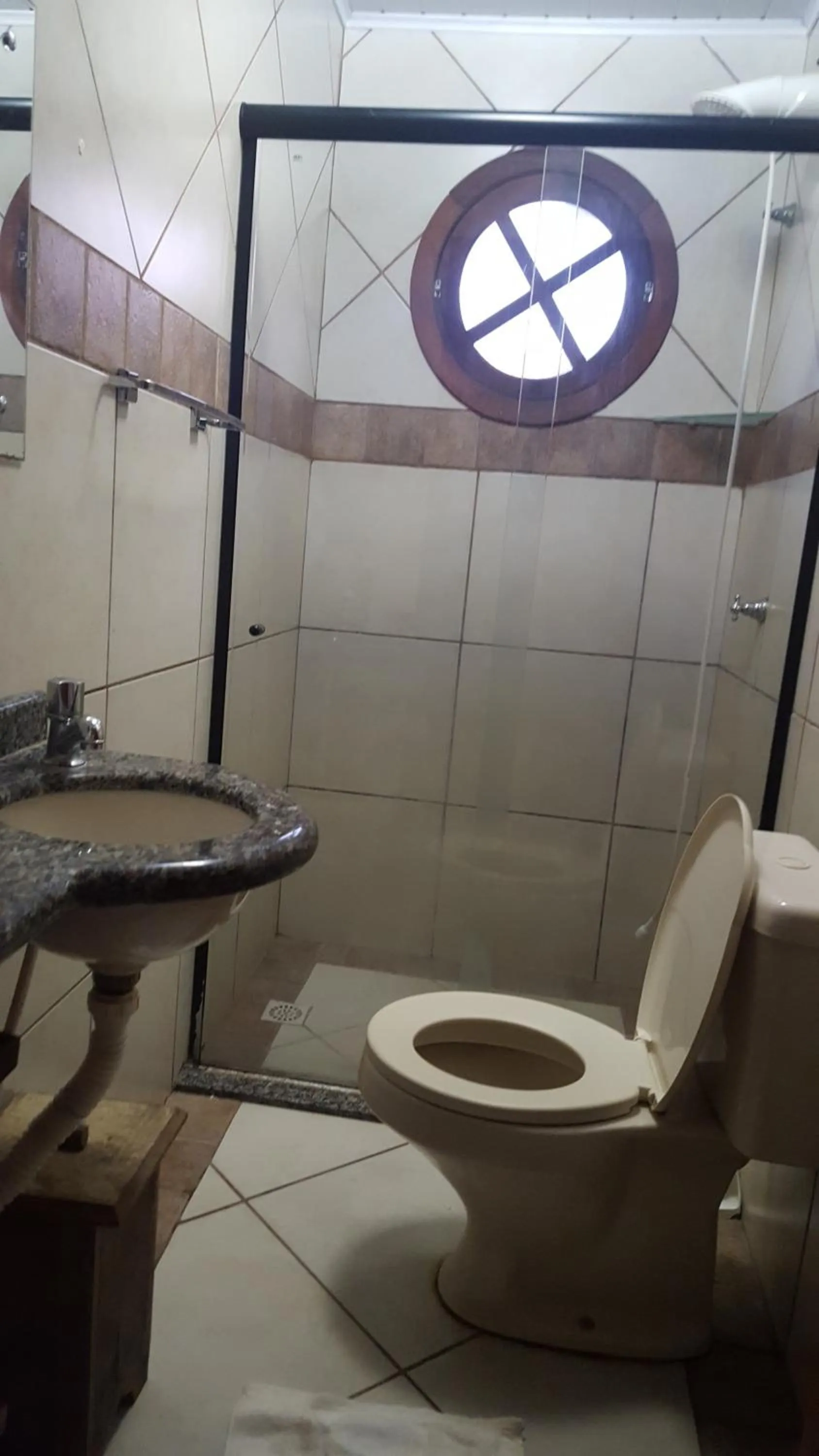 Toilet in Pousada Pé na Areia