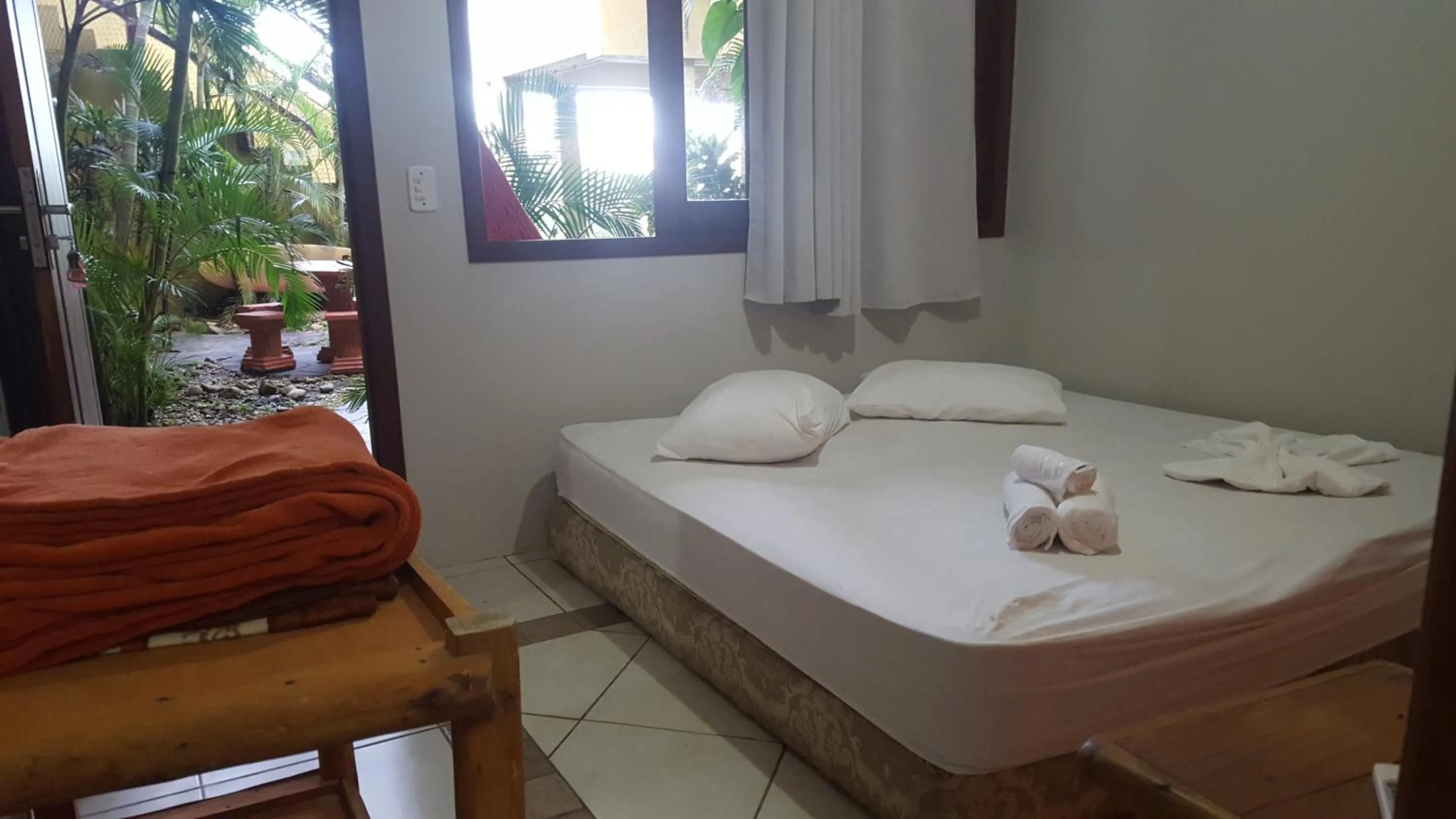 Bedroom, Bed in Pousada Pé na Areia