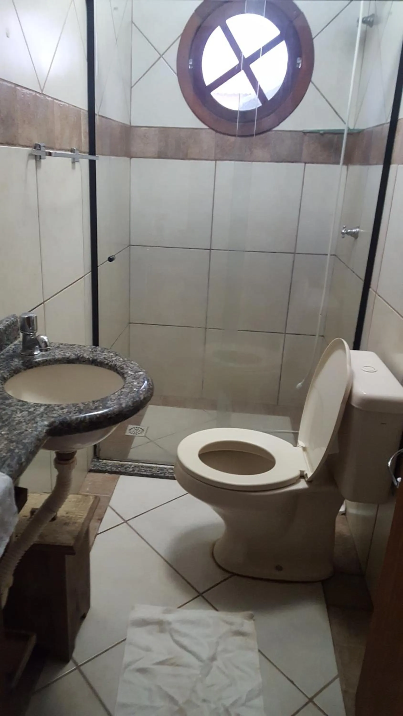 Toilet in Pousada Pé na Areia