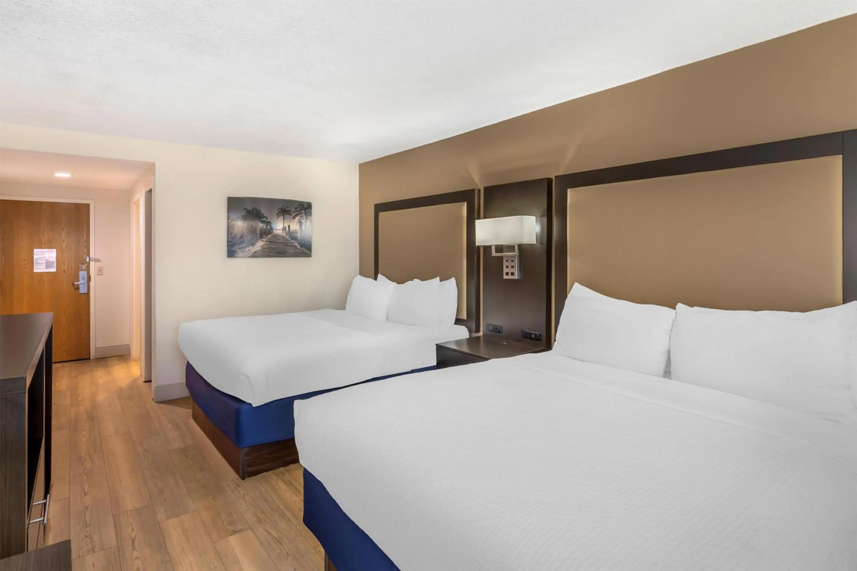 Bedroom, Bed in Best Western Plus Madison