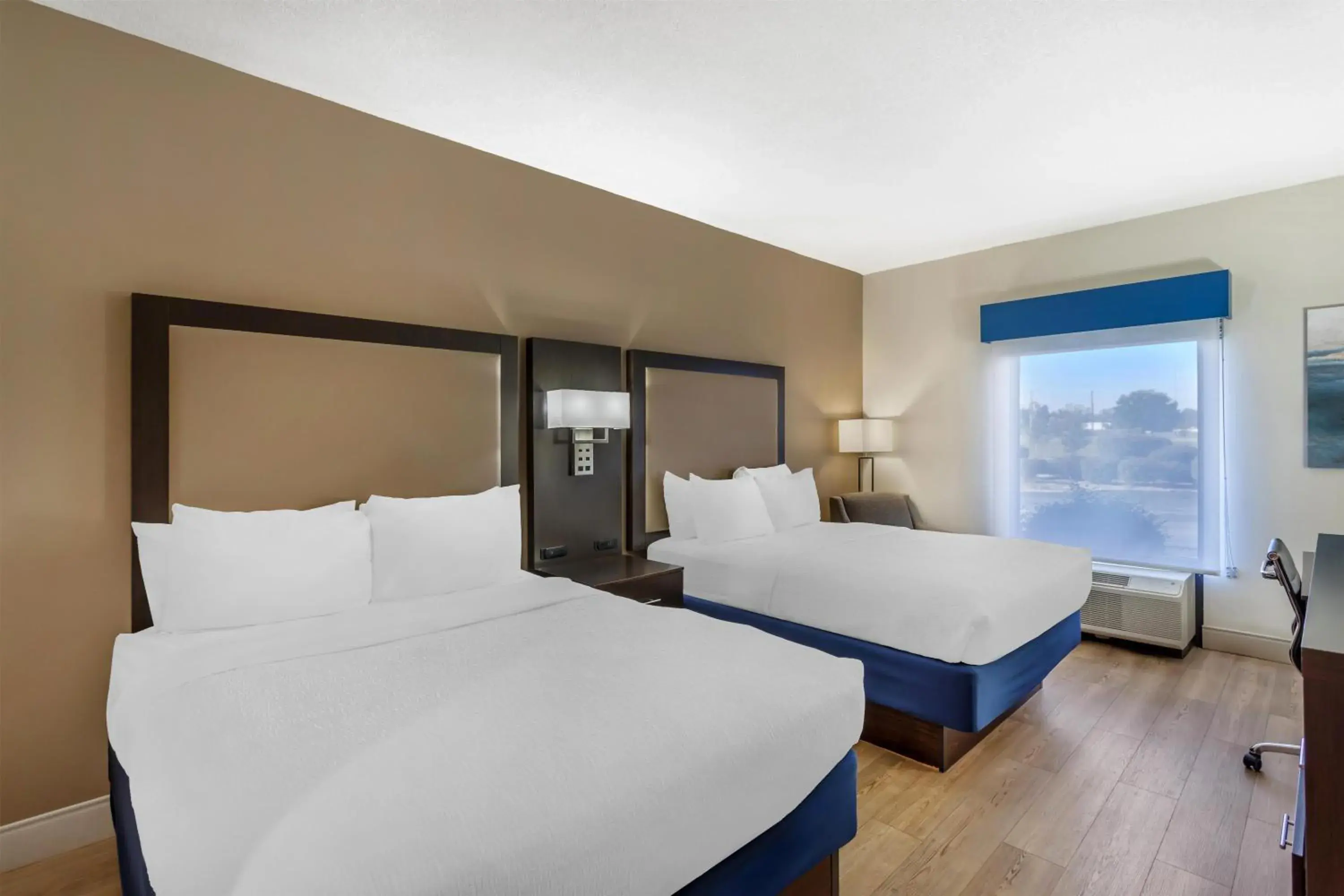 Bedroom, Bed in Best Western Plus Madison Bedroom, Bed in Best Western Plus Madison