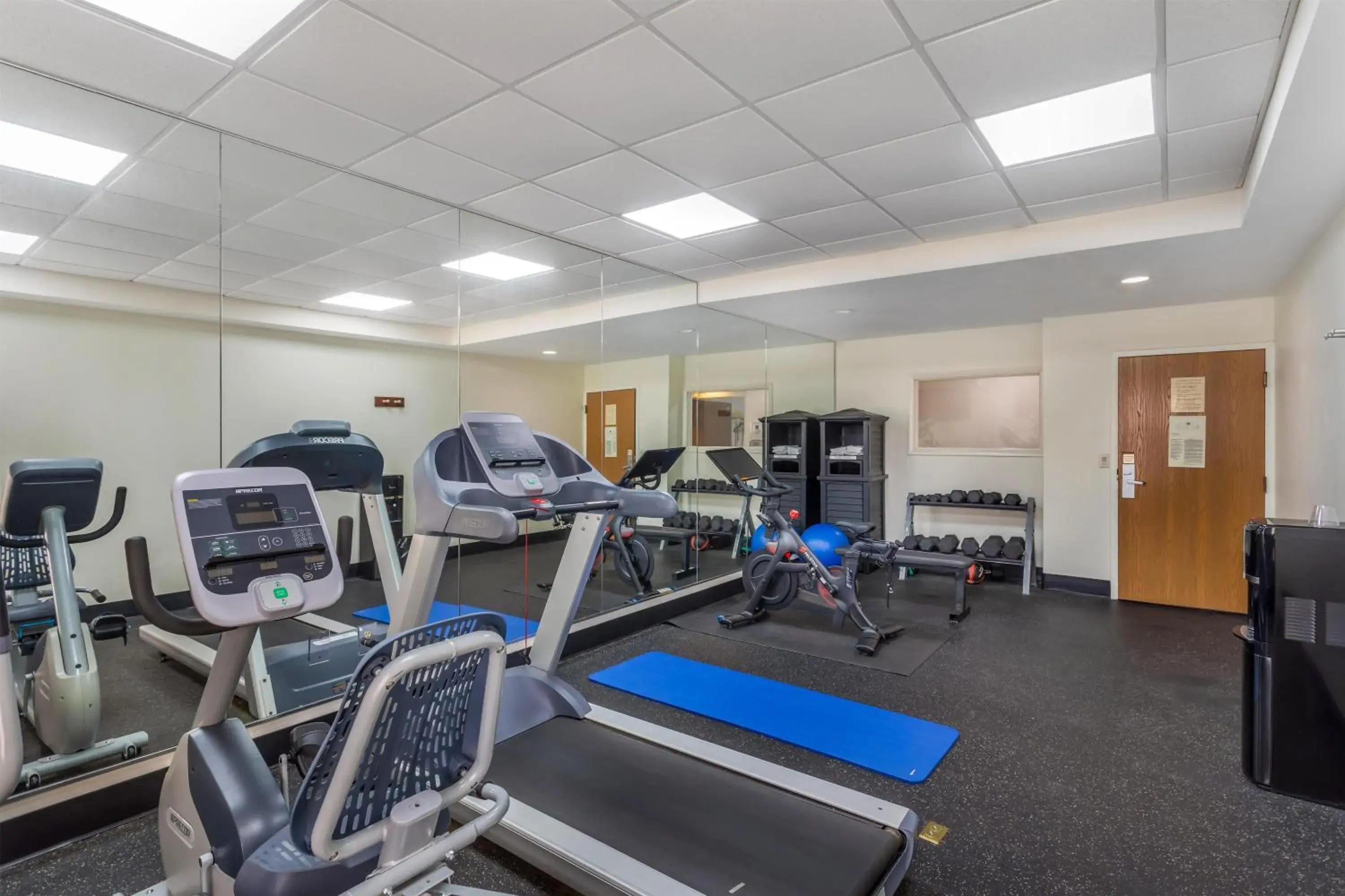 Fitness centre/facilities in Best Western Plus Madison Fitness centre/facilities in Best Western Plus Madison
