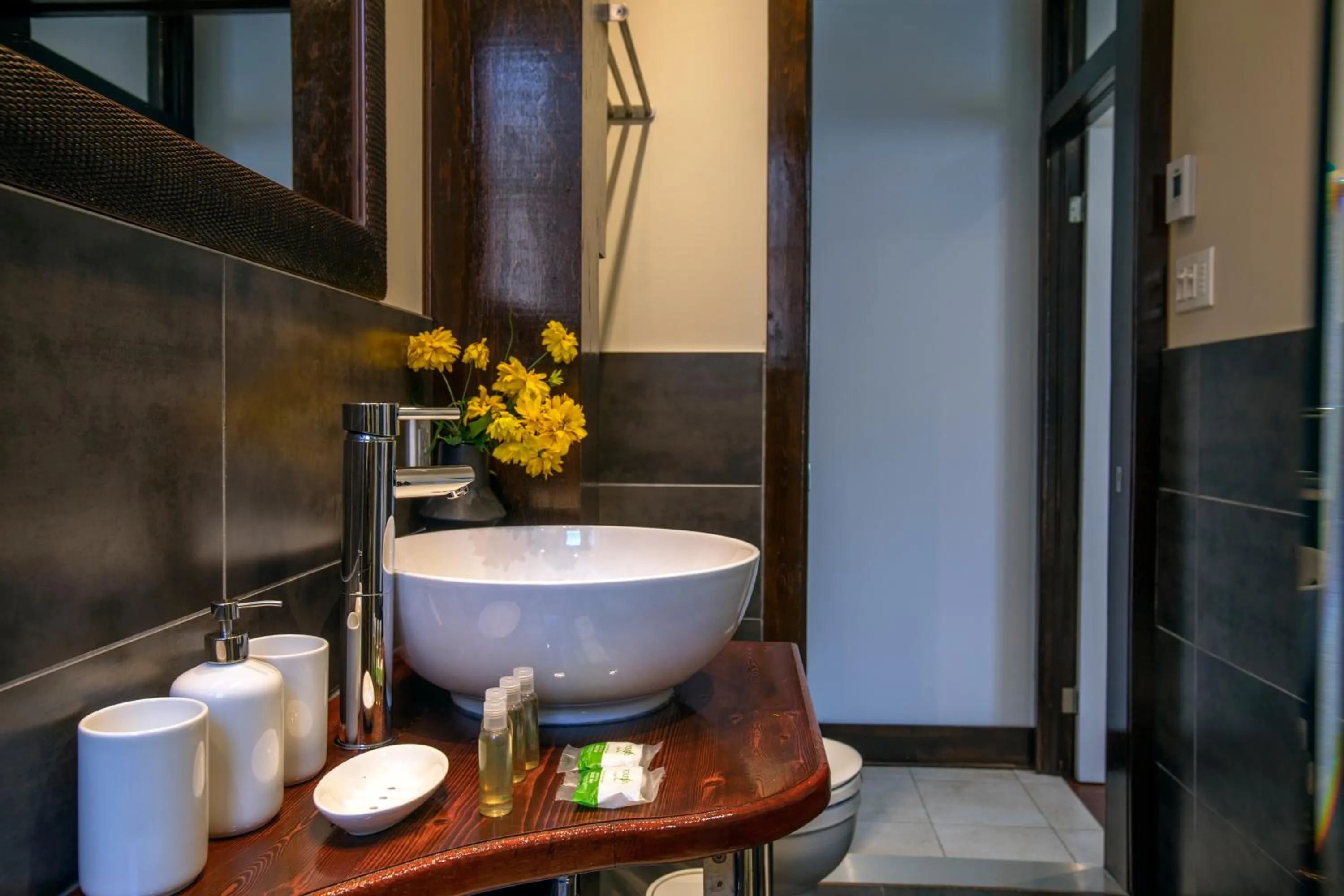 Bathroom in Lofts Jacques-Cartier Free Parking