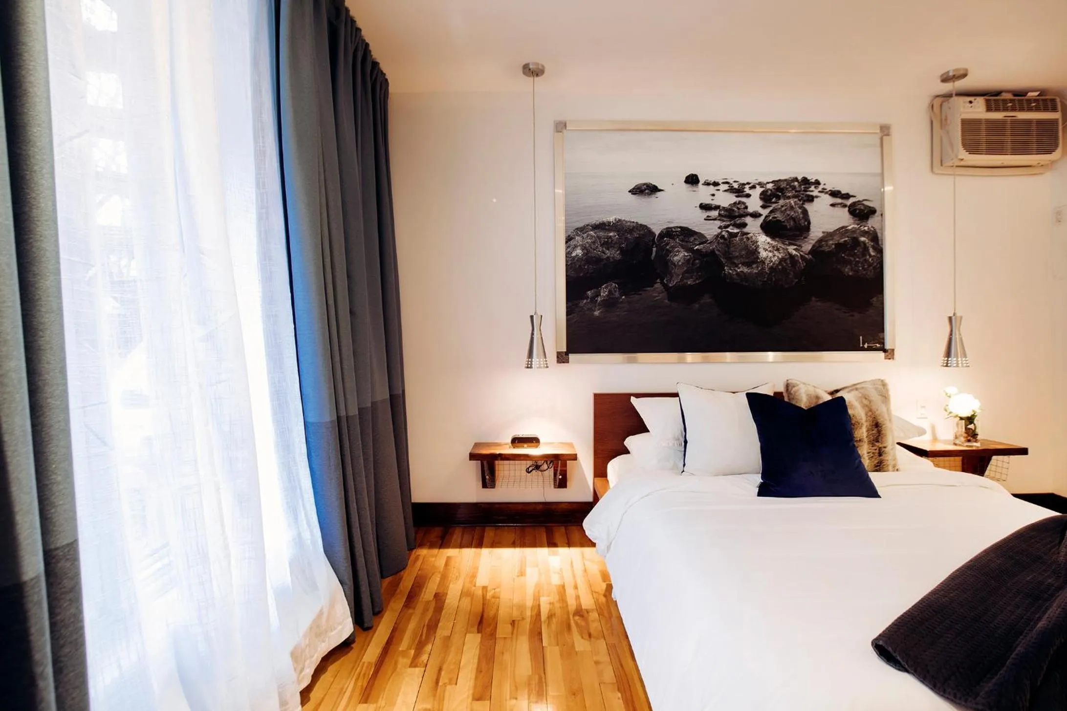 Bed in Lofts Jacques-Cartier Free Parking