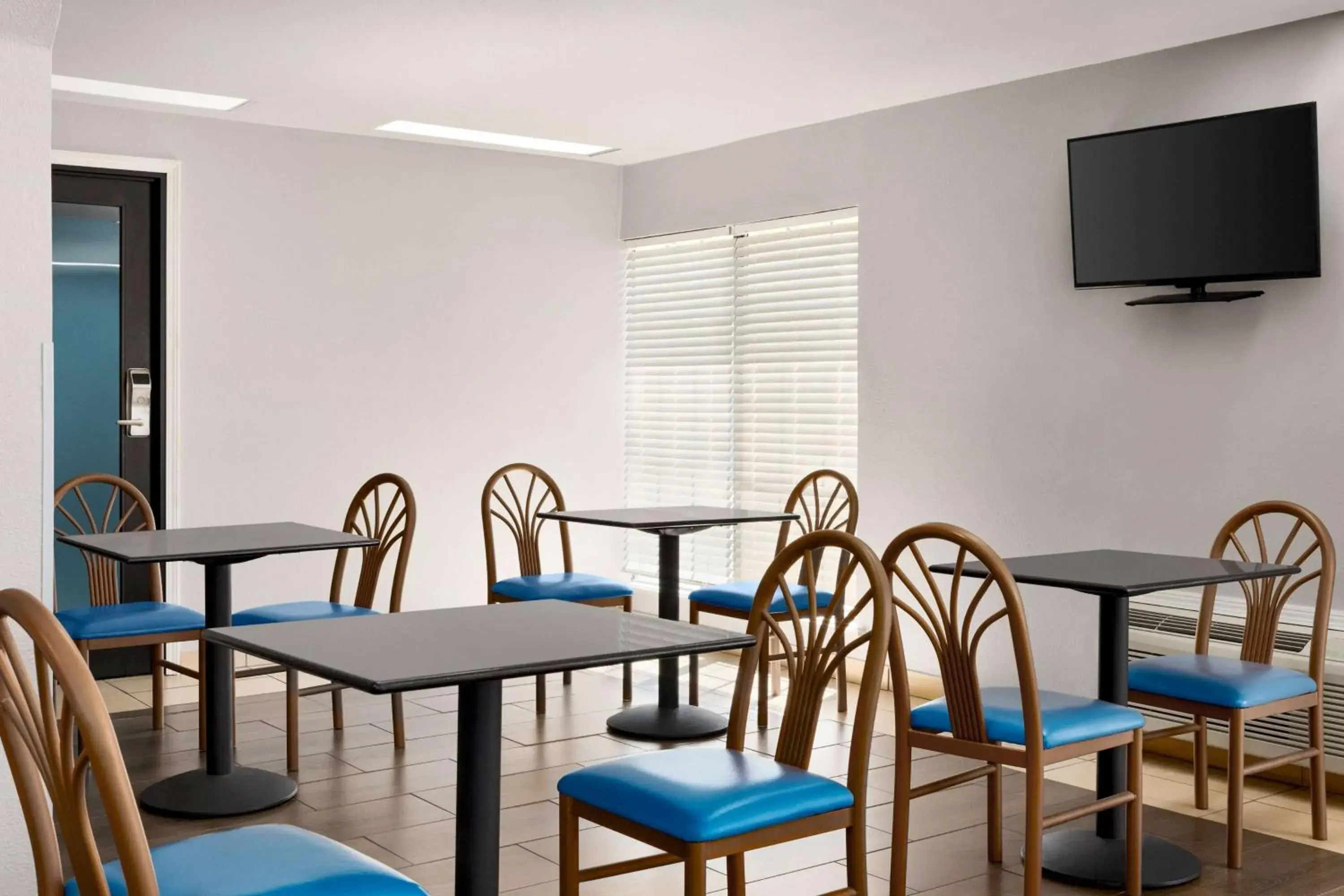 Restaurant/places to eat in Days Inn by Wyndham Fulton Restaurant/places to eat in Days Inn by Wyndham Fulton