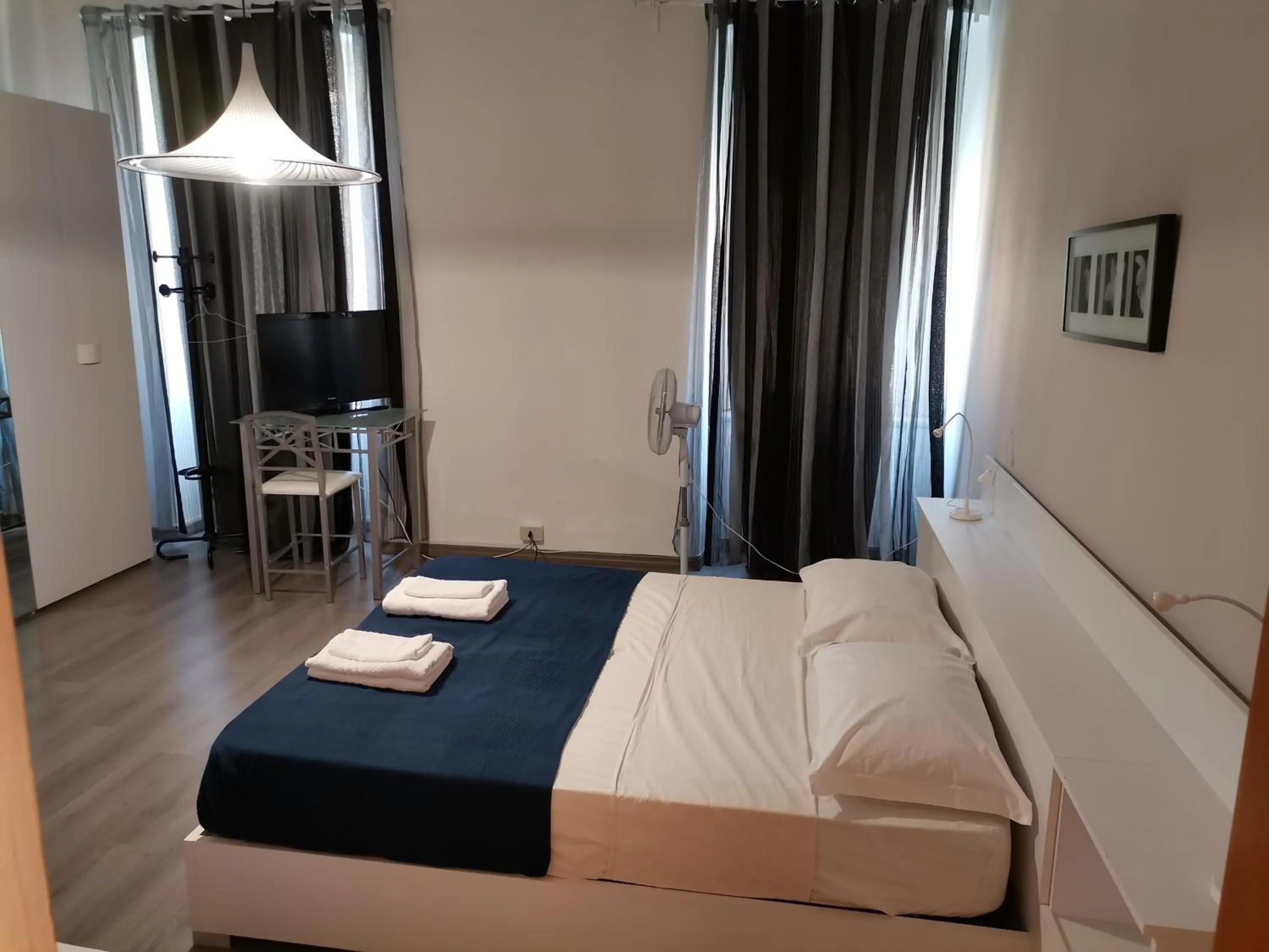 Bed in B&B Porto Vecchio ROOMS - Stazione Centrale Trieste