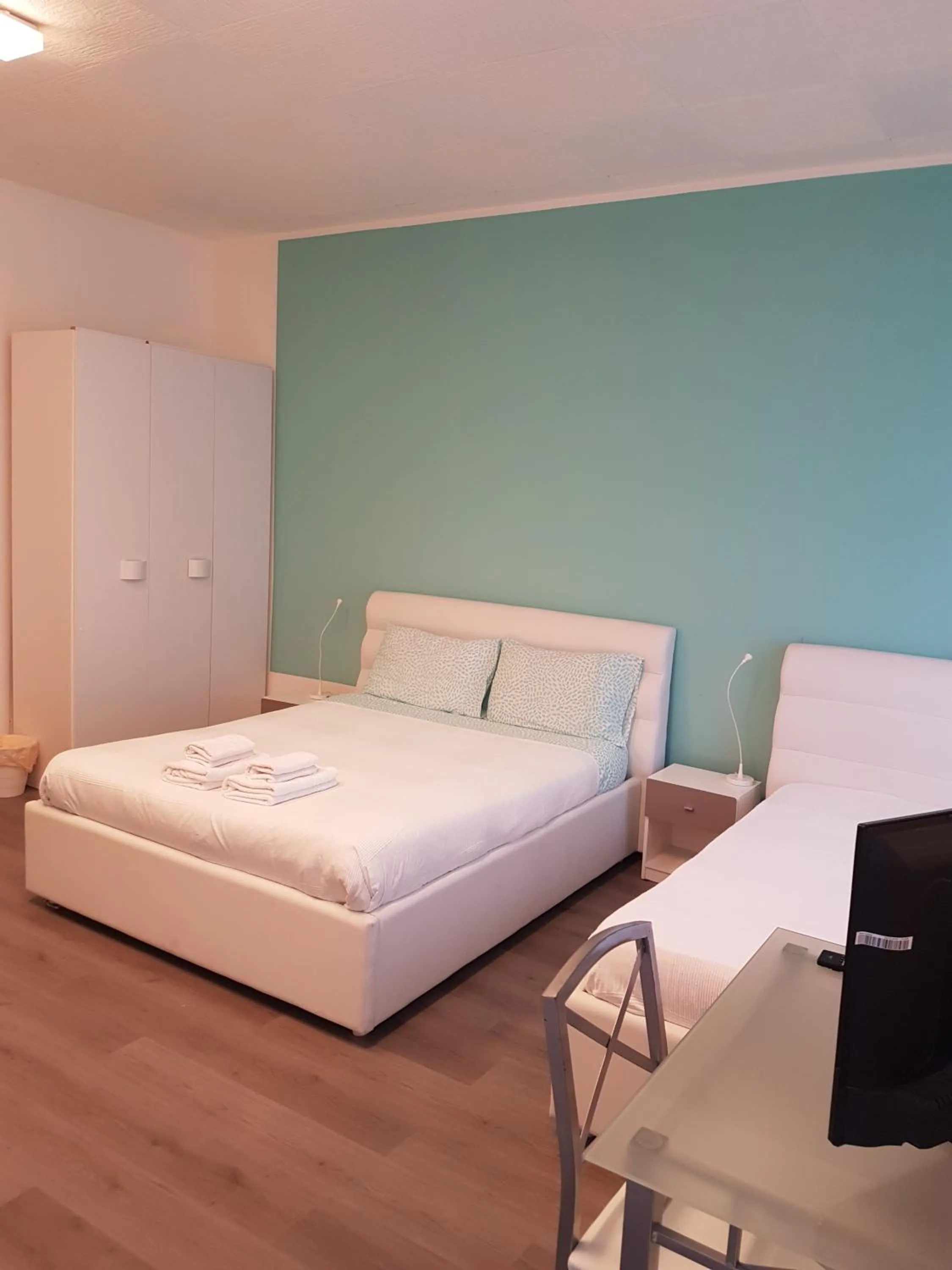 Bed in B&B Porto Vecchio ROOMS - Stazione Centrale Trieste