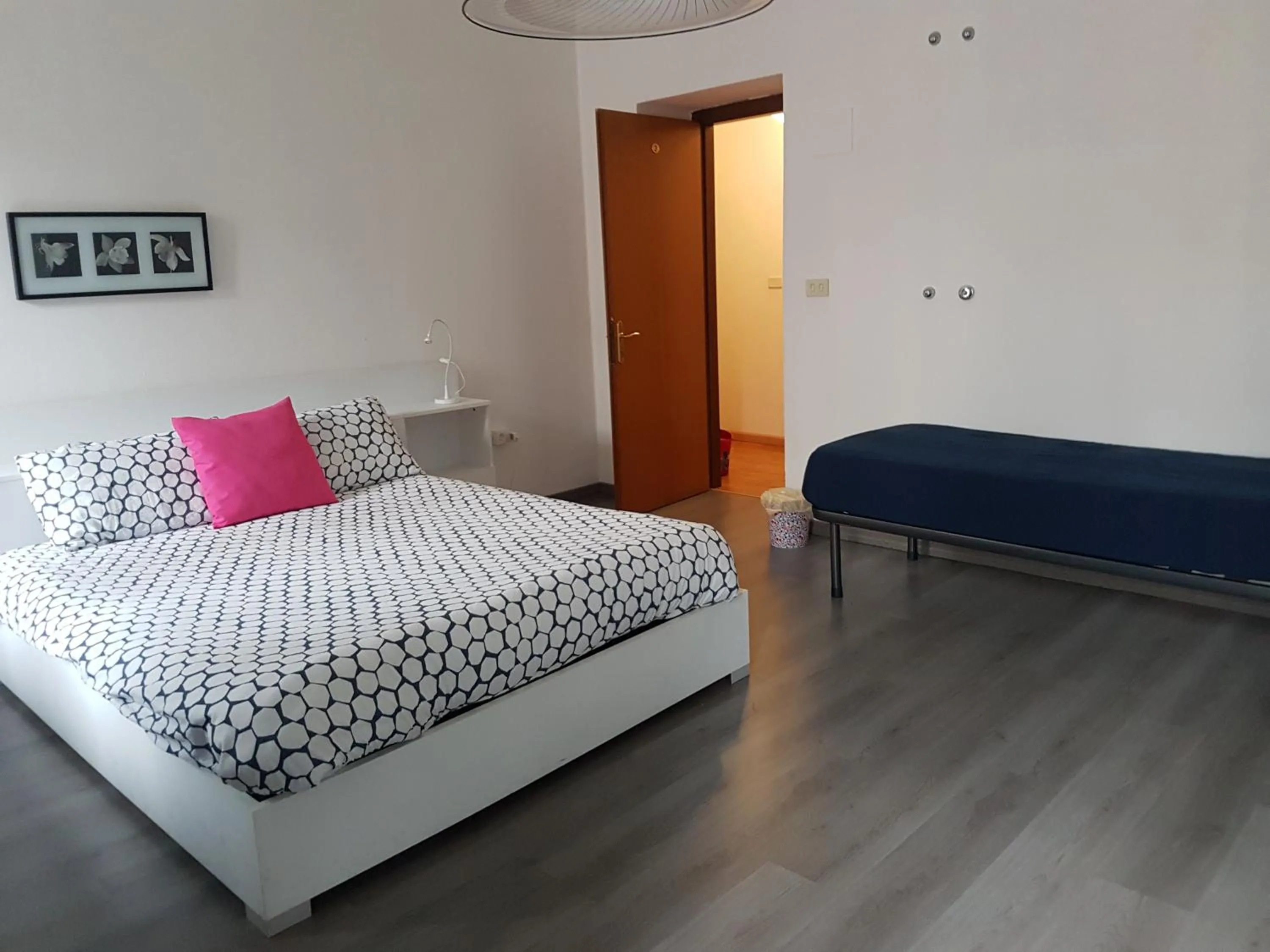 Bed in B&B Porto Vecchio ROOMS - Stazione Centrale Trieste