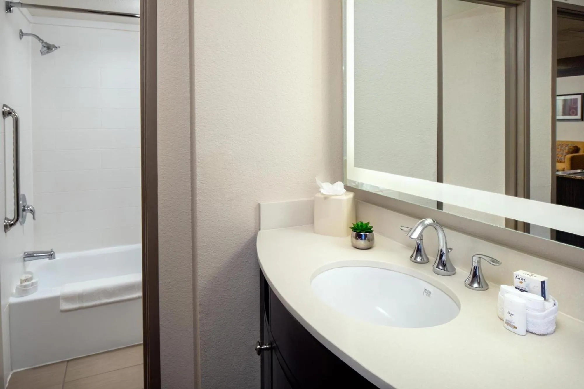 Bathroom in Holiday Inn and Suites Phoenix Airport North by IHG