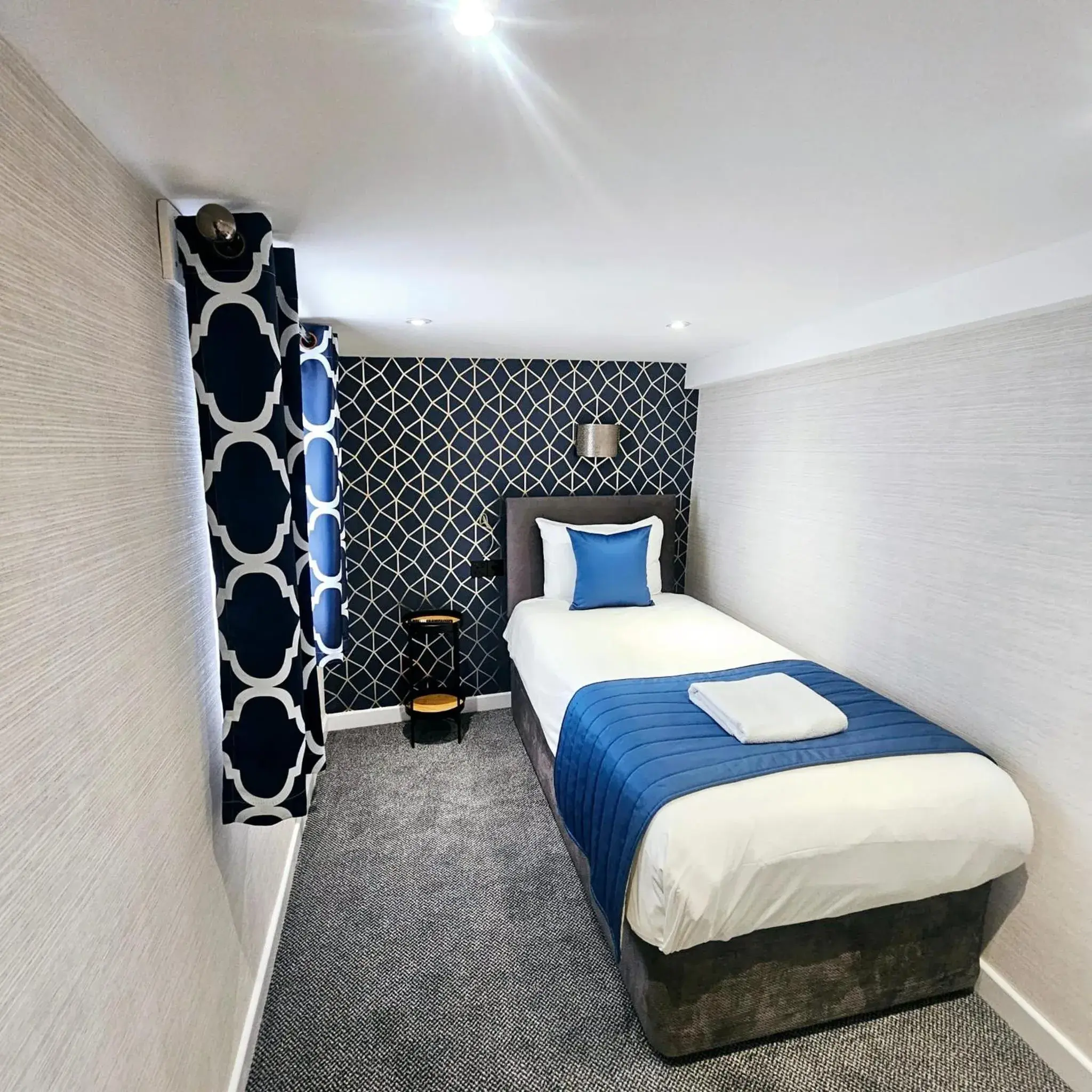 Bedroom, Bed in Mentone Hotel Bedroom, Bed in Mentone Hotel