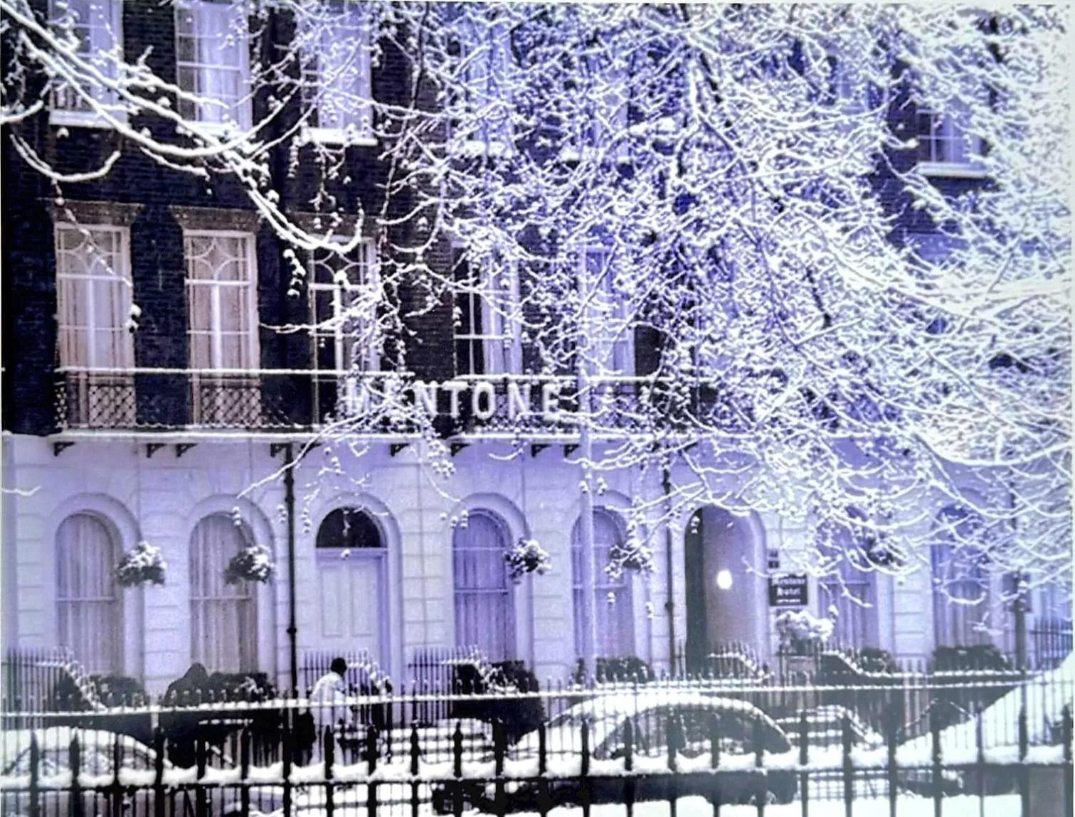 Property building in Mentone Hotel