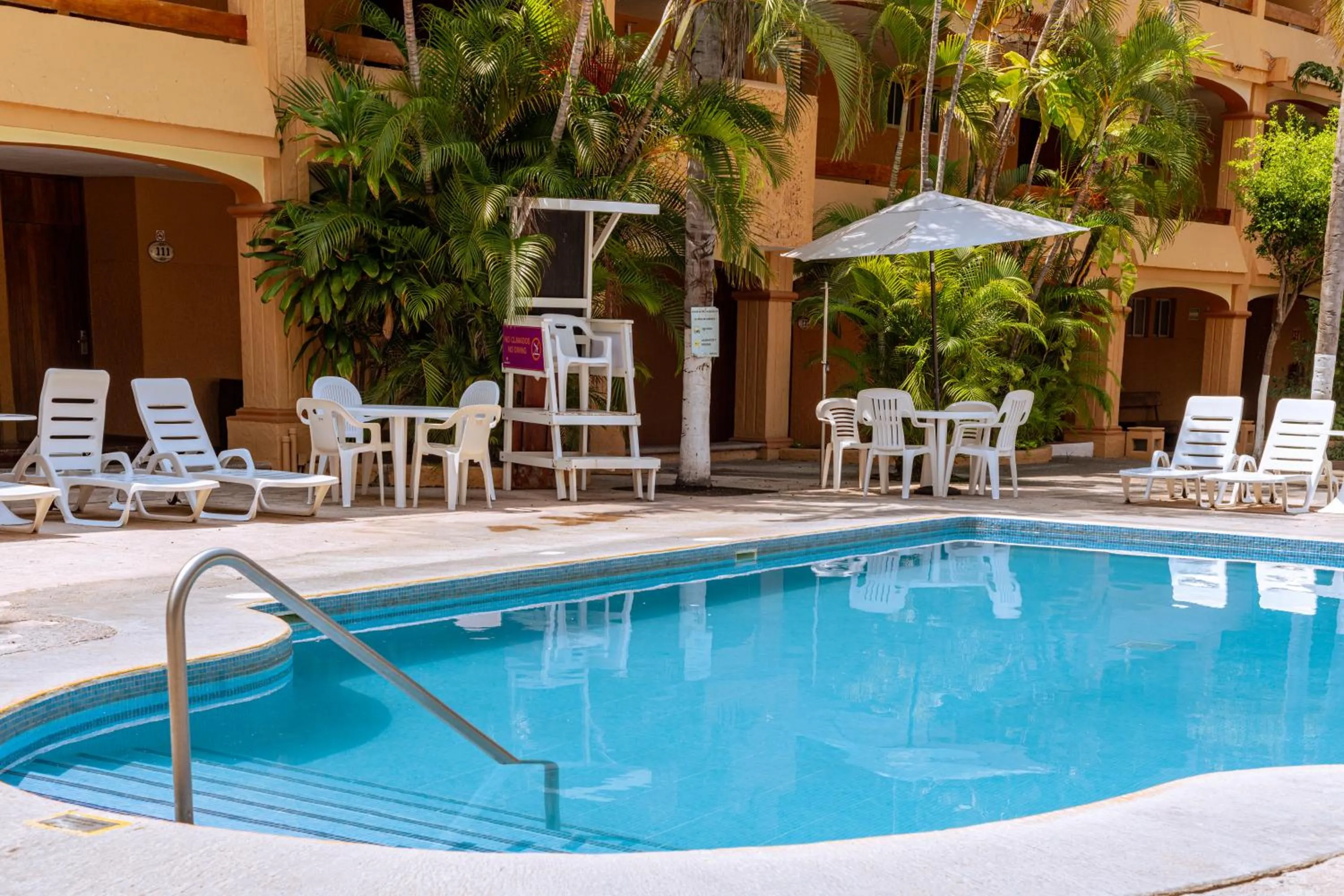 Swimming pool in Hotel Margaritas
