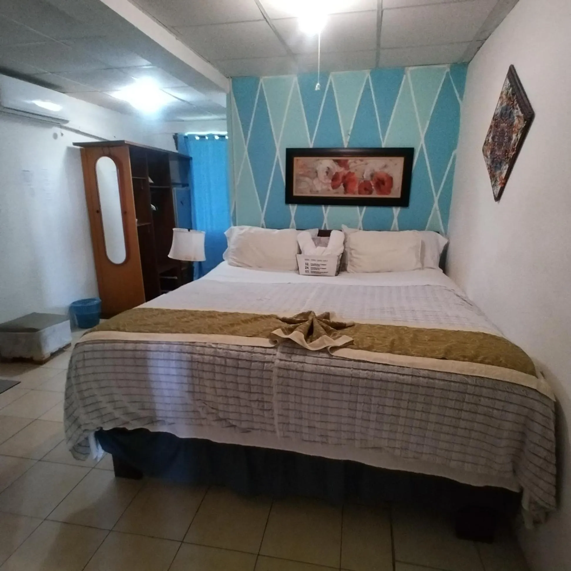 Bed in The Red Hut Inn