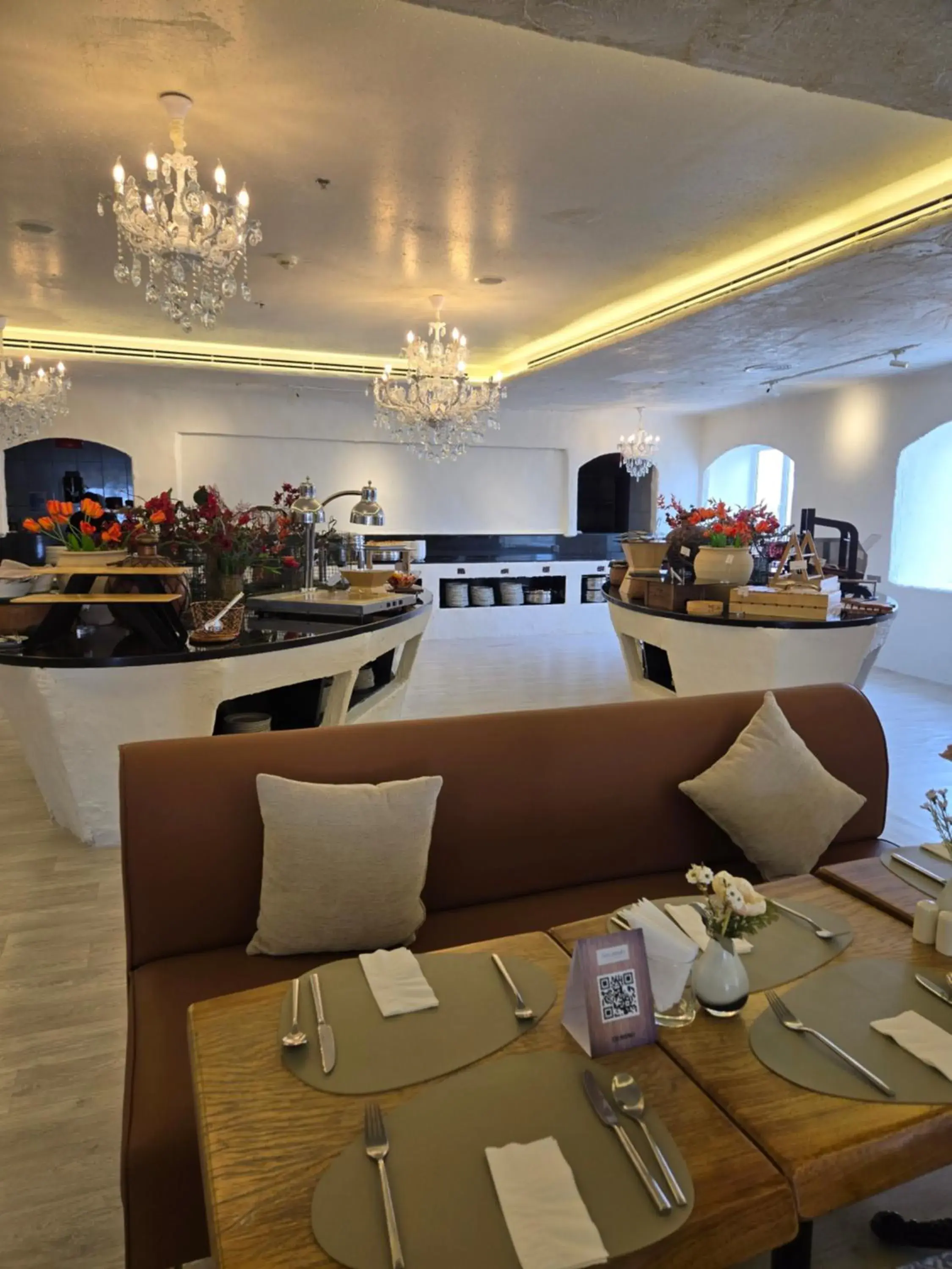 Restaurant/places to eat in Fraser Suites Muscat Restaurant/places to eat in Fraser Suites Muscat