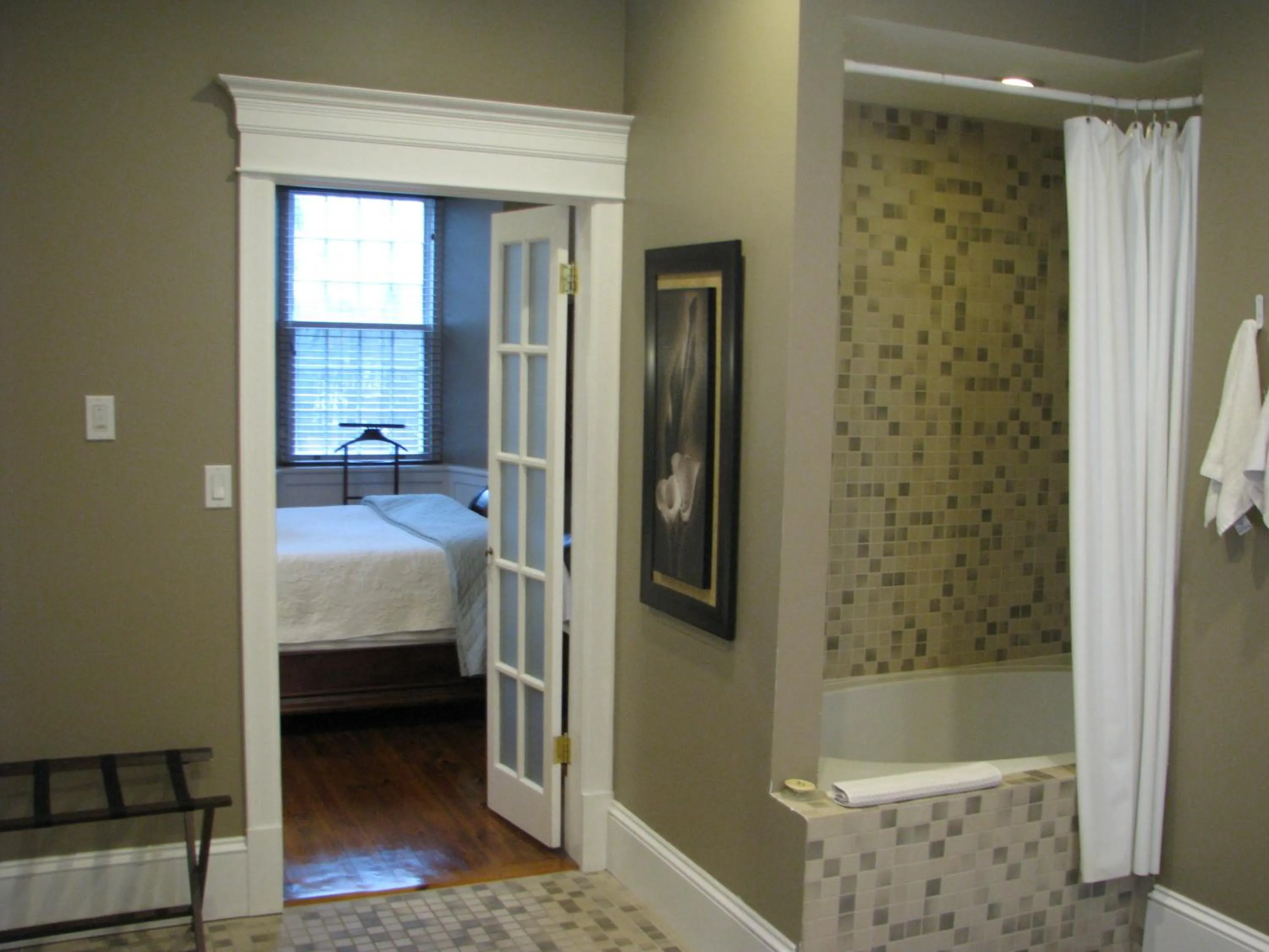 Bed in Clyde Hall Bed and Breakfast