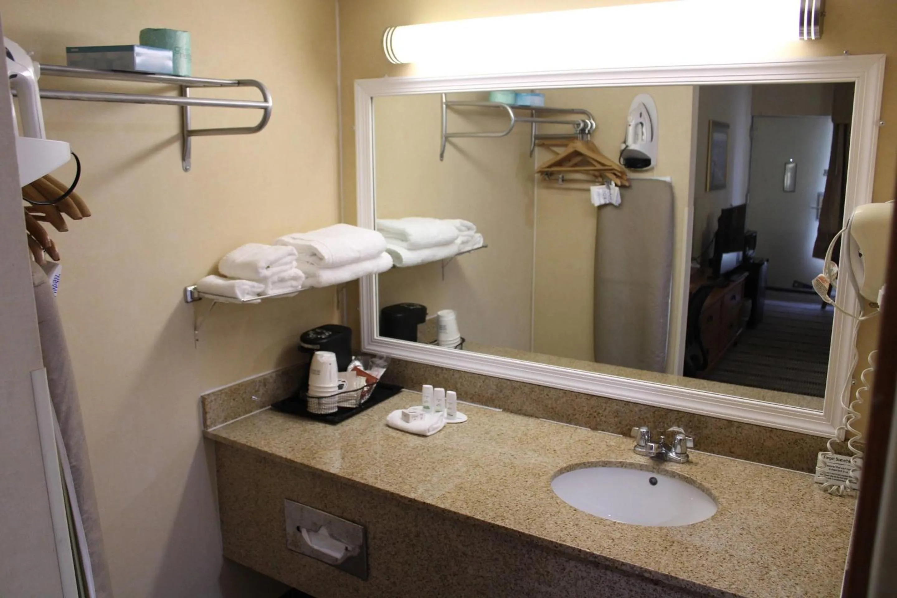 Bathroom in Rodeway Inn