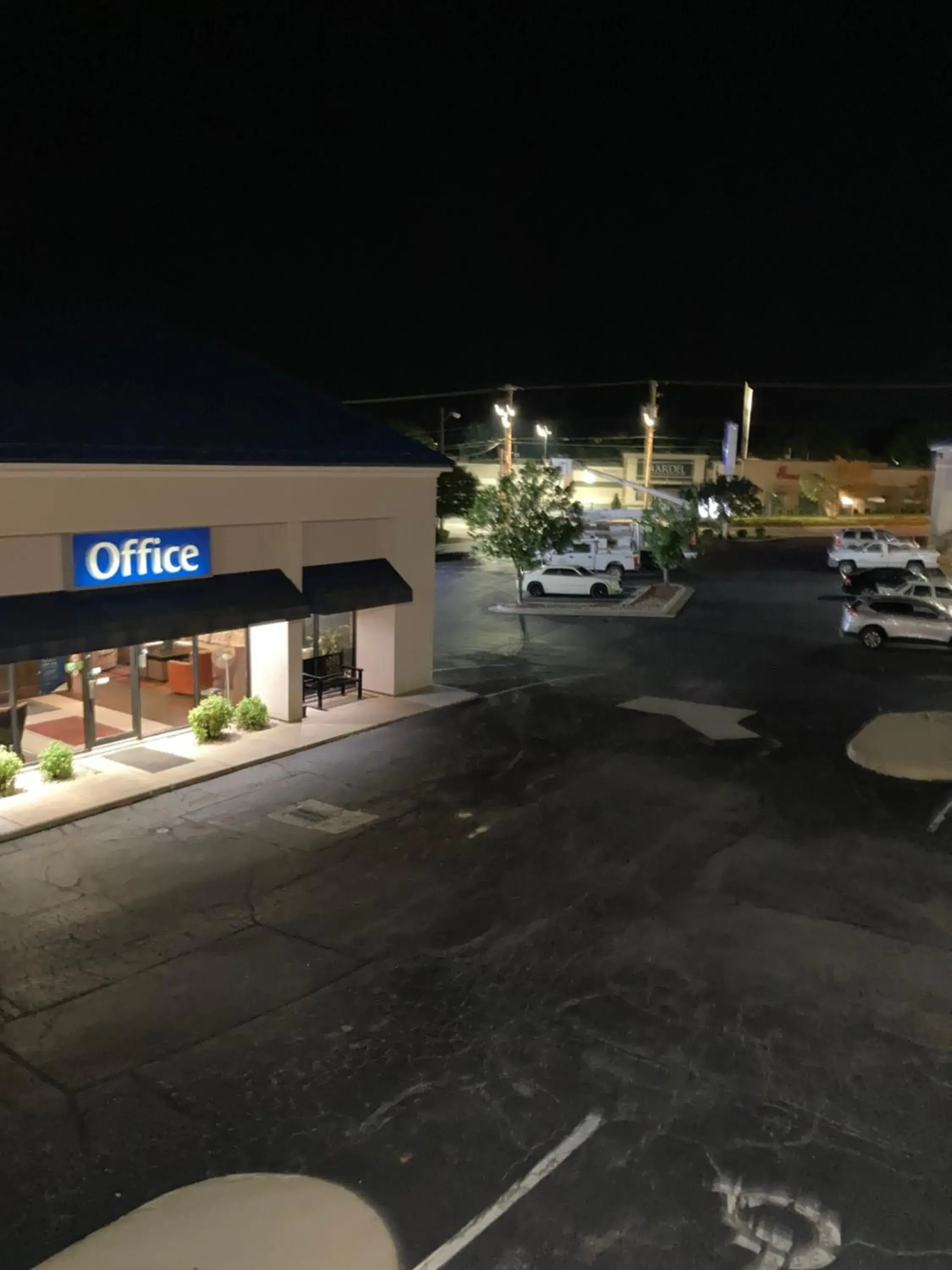 Property building in Rodeway Inn Property building in Rodeway Inn