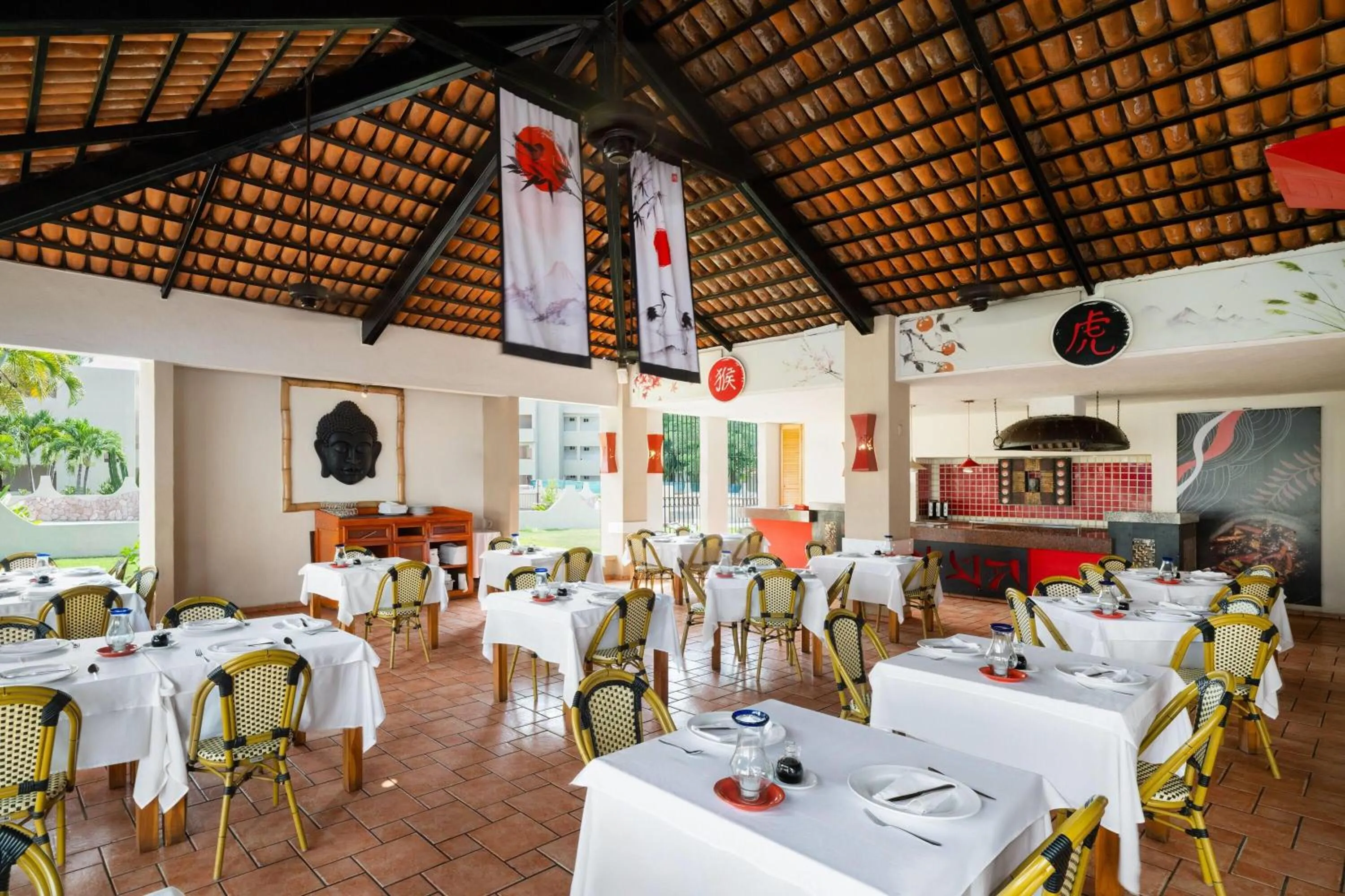 Restaurant/places to eat in Grand Decameron Complex Bucerias, A Trademark All-Inclusive Resort