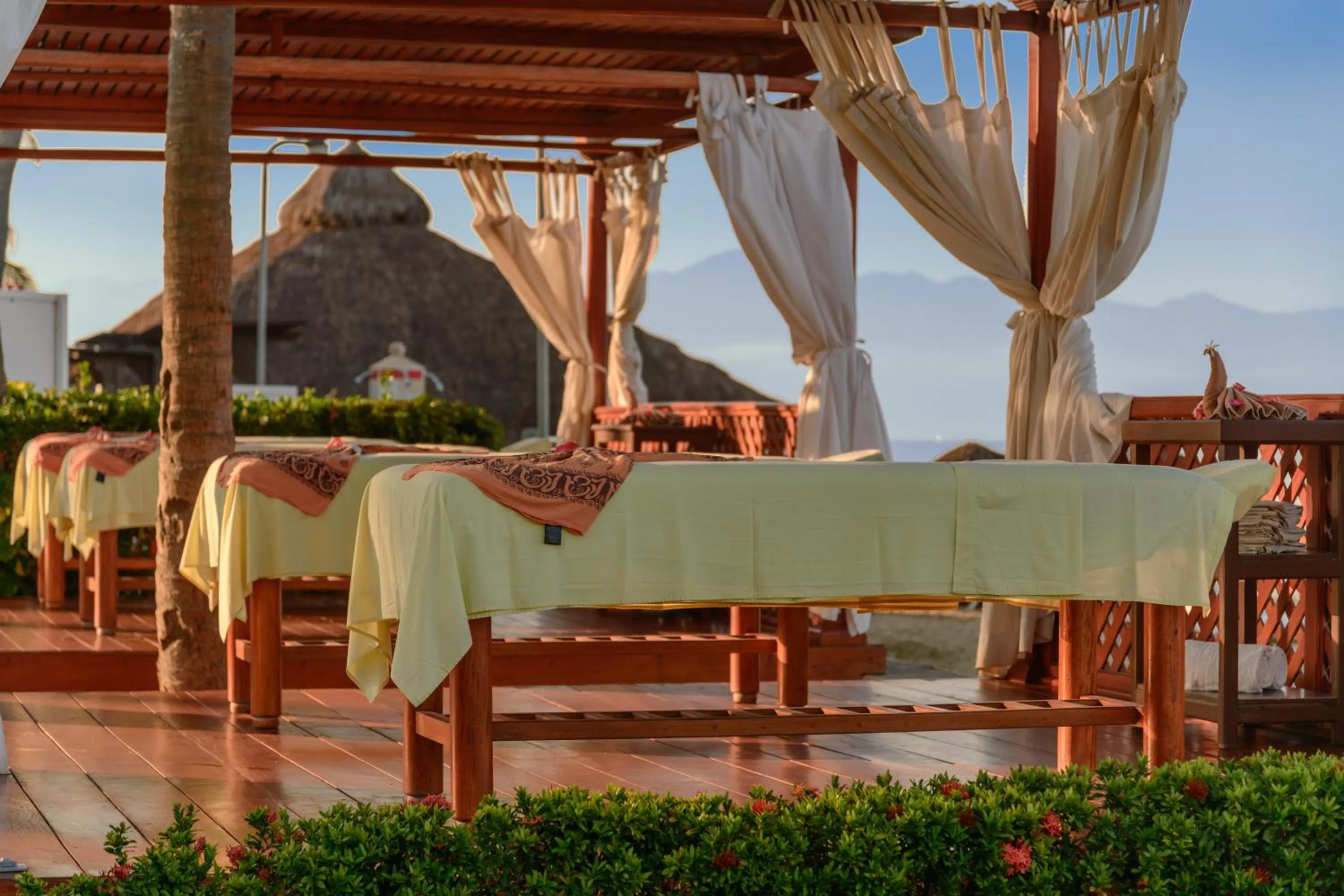 Spa and wellness centre/facilities in Grand Decameron Complex Bucerias, A Trademark All-Inclusive Resort