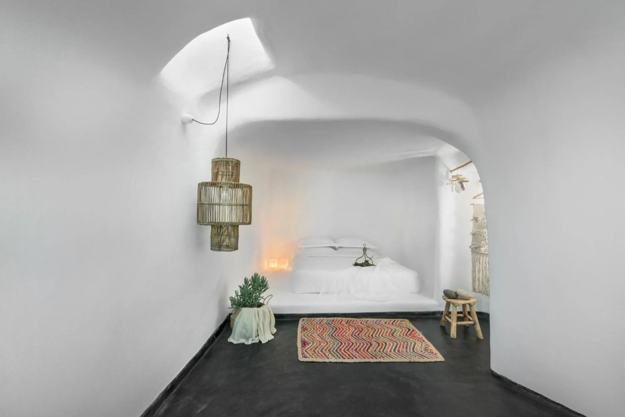 Photo of the whole room, Bed in Sophia Finikia Villas