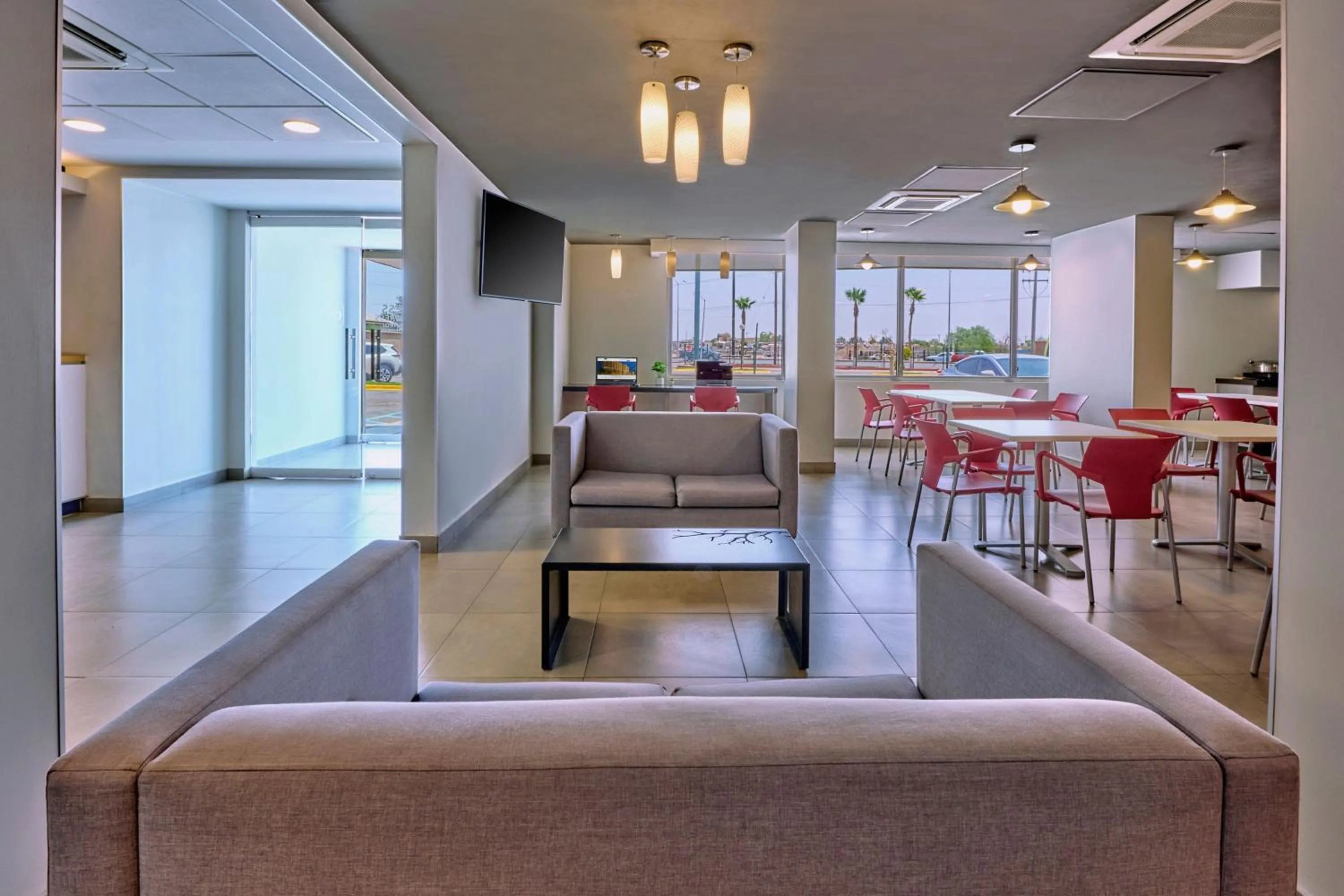 Lobby or reception in City Express Junior by Marriott Mexicali