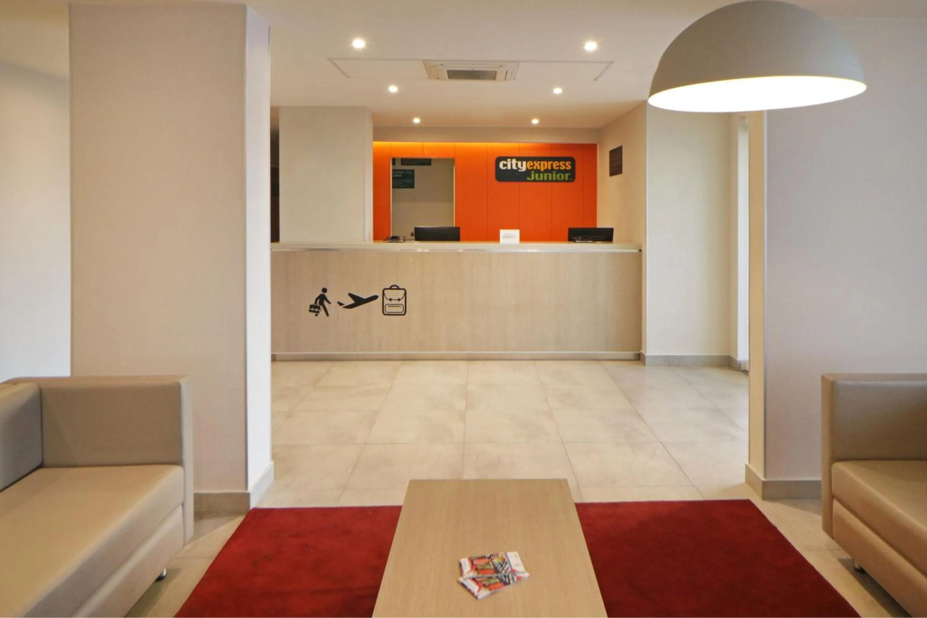 Lobby or reception in City Express Junior by Marriott Tijuana Otay