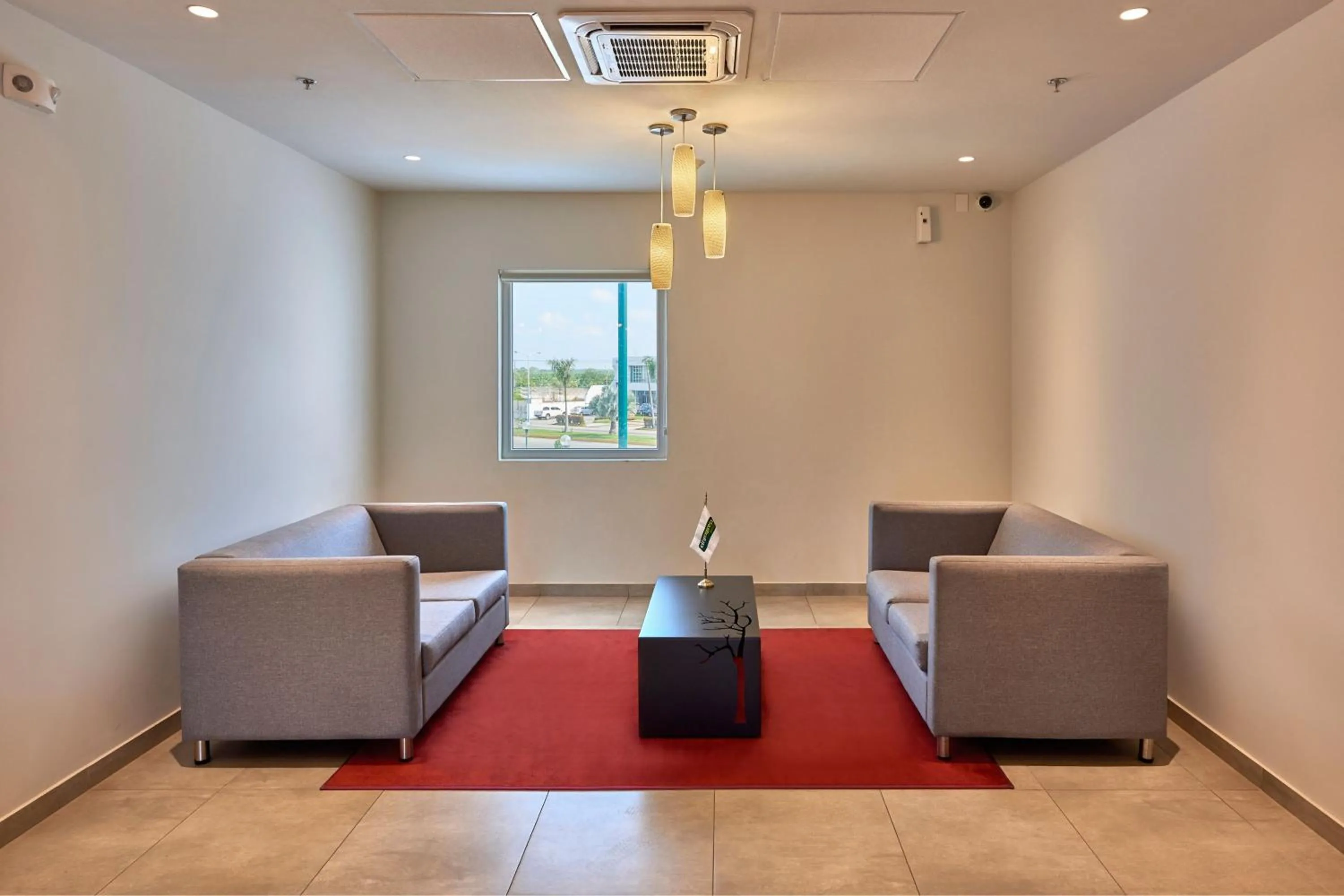 Lobby or reception in City Express Junior by Marriott Tijuana Otay