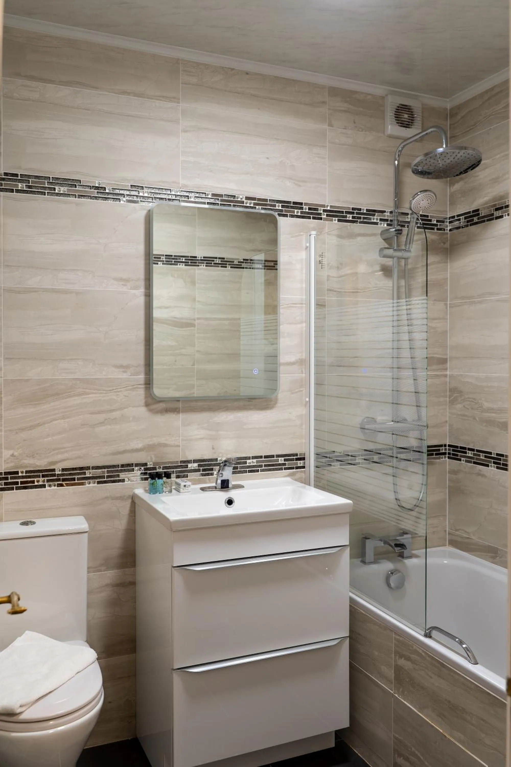 Bathroom in Grampian Hotel