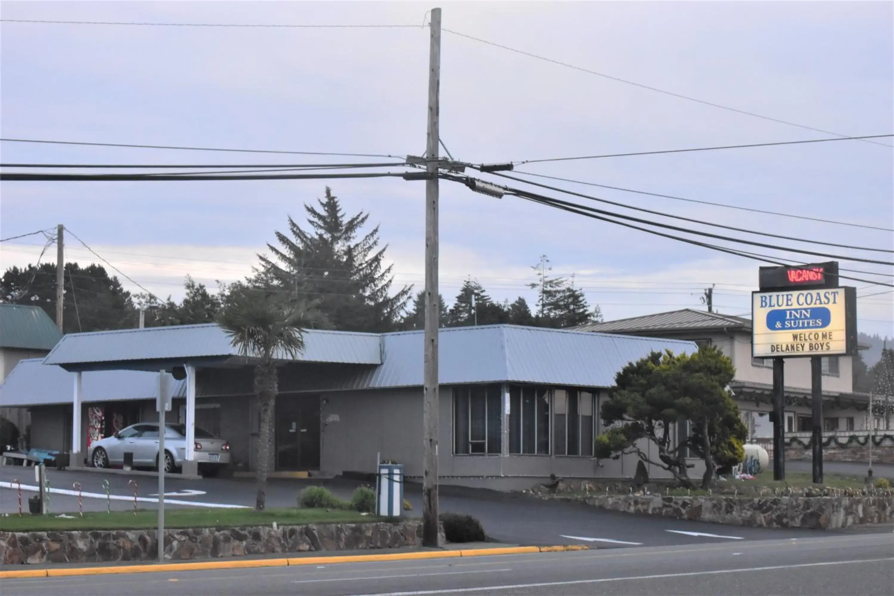 Property building in Blue Coast Inn & Suites Property building in Blue Coast Inn & Suites