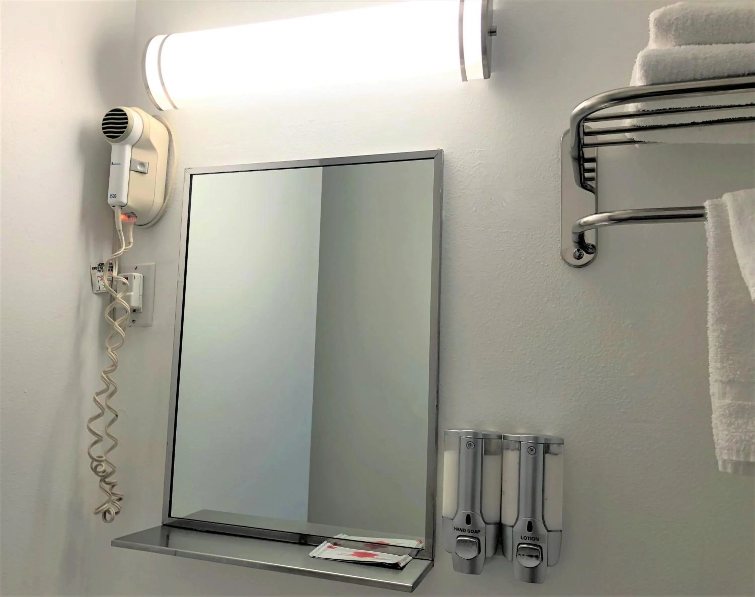 Bathroom in Blue Coast Inn & Suites