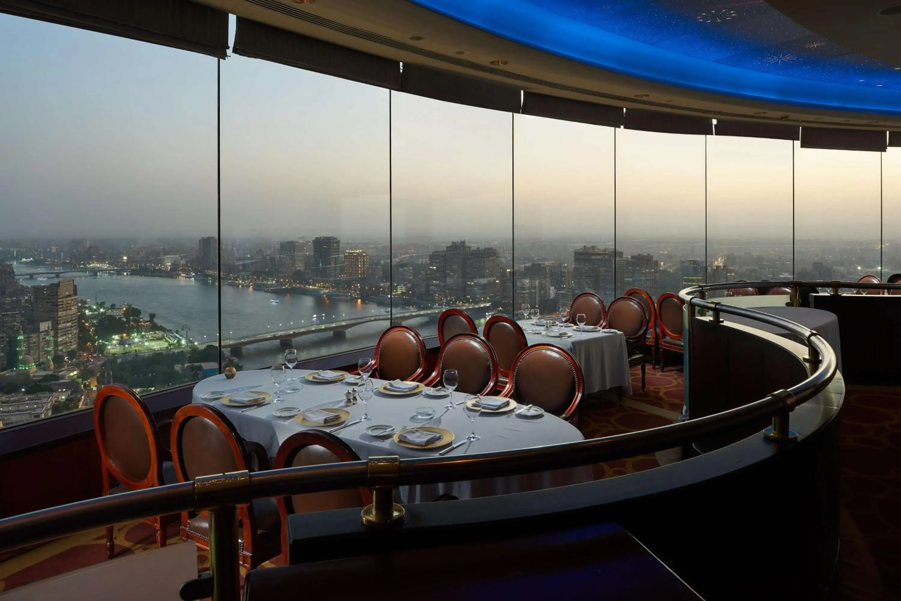 Restaurant/places to eat in Hilton Cairo Grand Nile