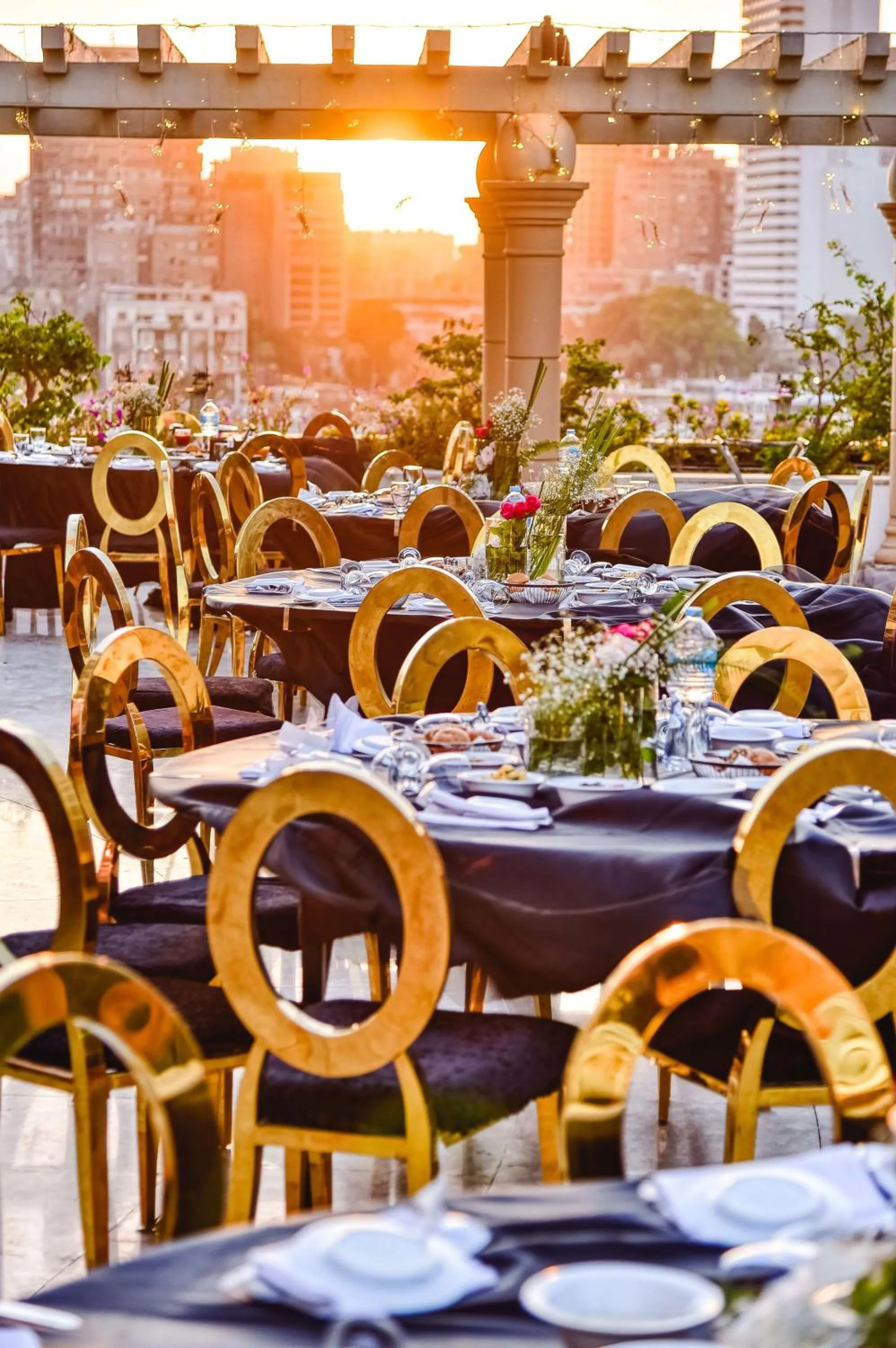 Restaurant/places to eat in Hilton Cairo Grand Nile