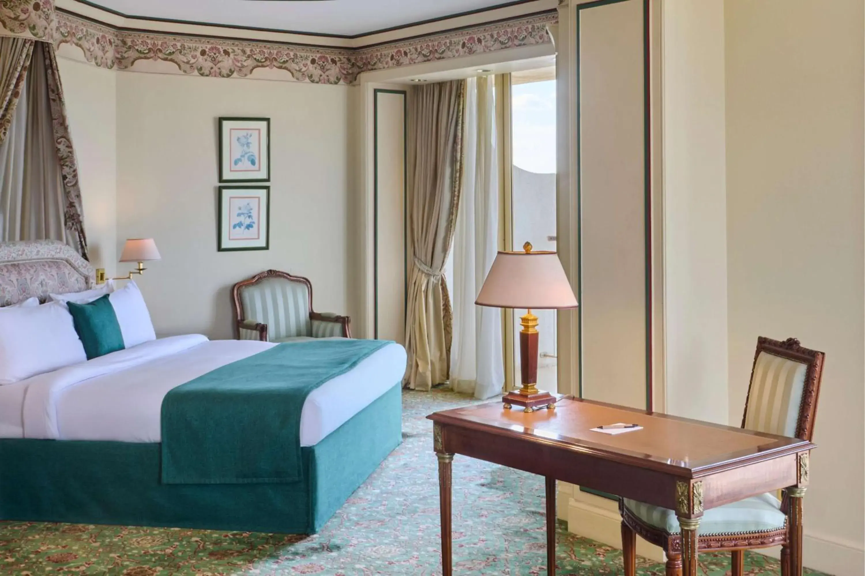 Royal Suite - Nile View in Hilton Cairo Grand Nile Royal Suite - Nile View in Hilton Cairo Grand Nile