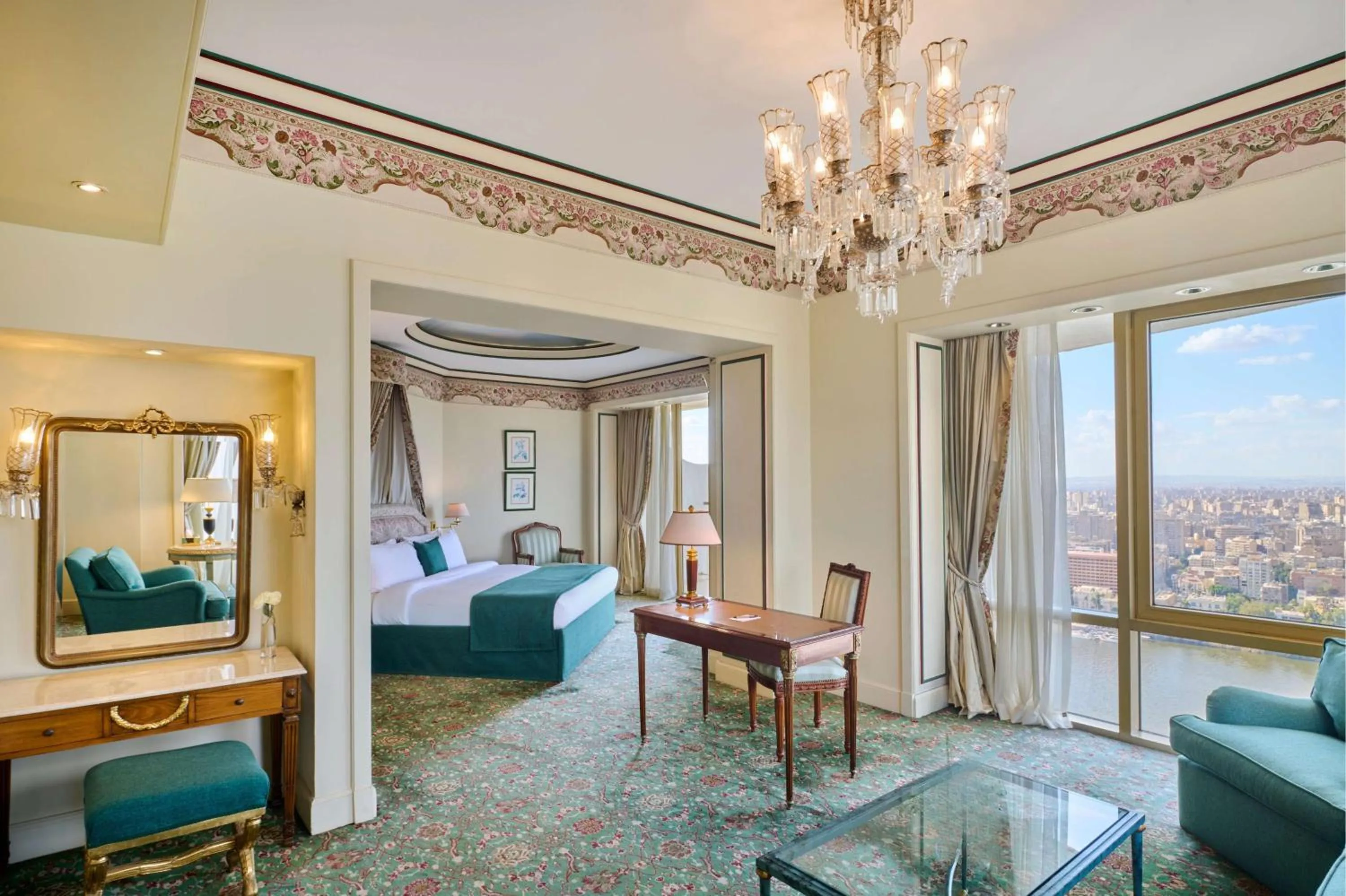 Bed in Hilton Cairo Grand Nile