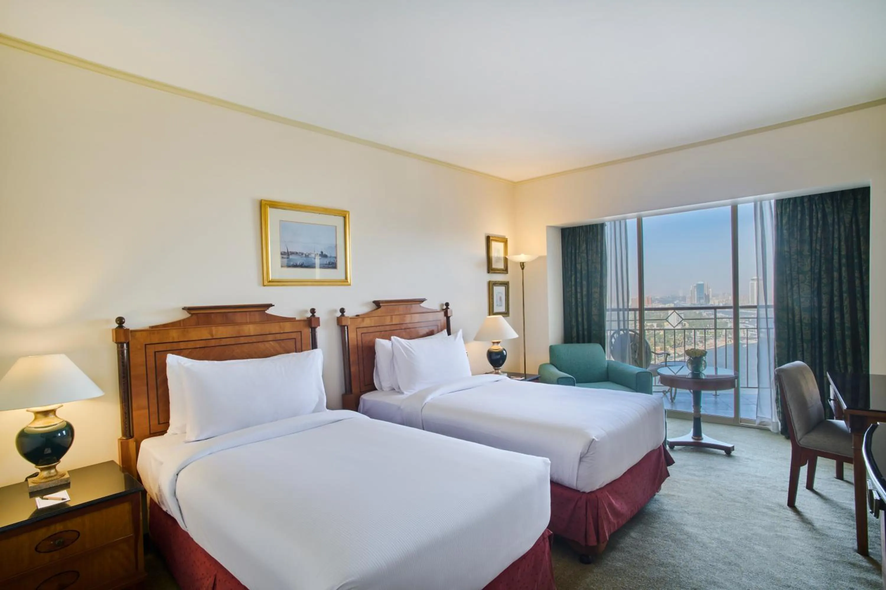 Bedroom, Bed in Hilton Cairo Grand Nile