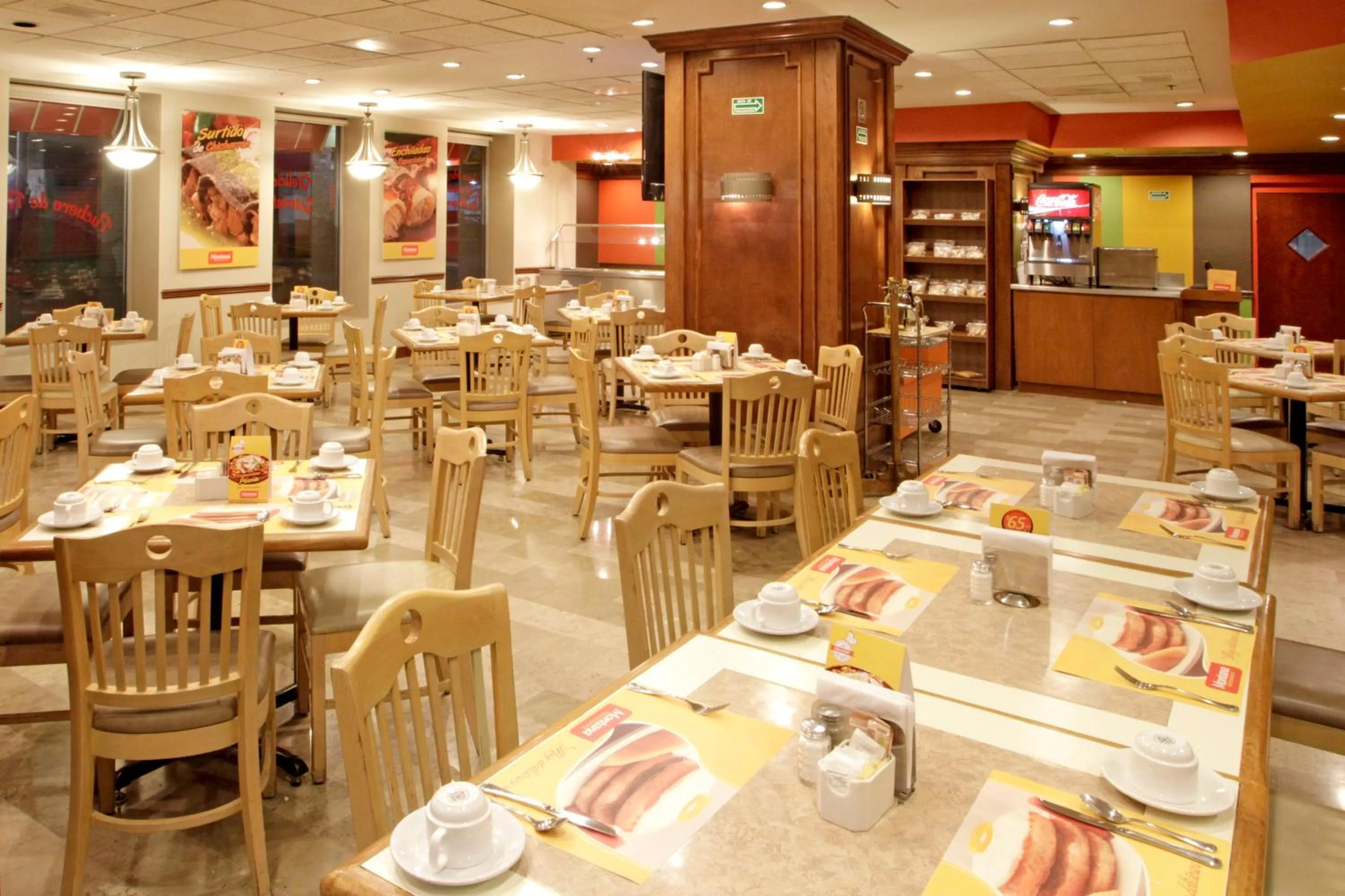 Restaurant/places to eat in iStay Hotel Monterrey Histórico