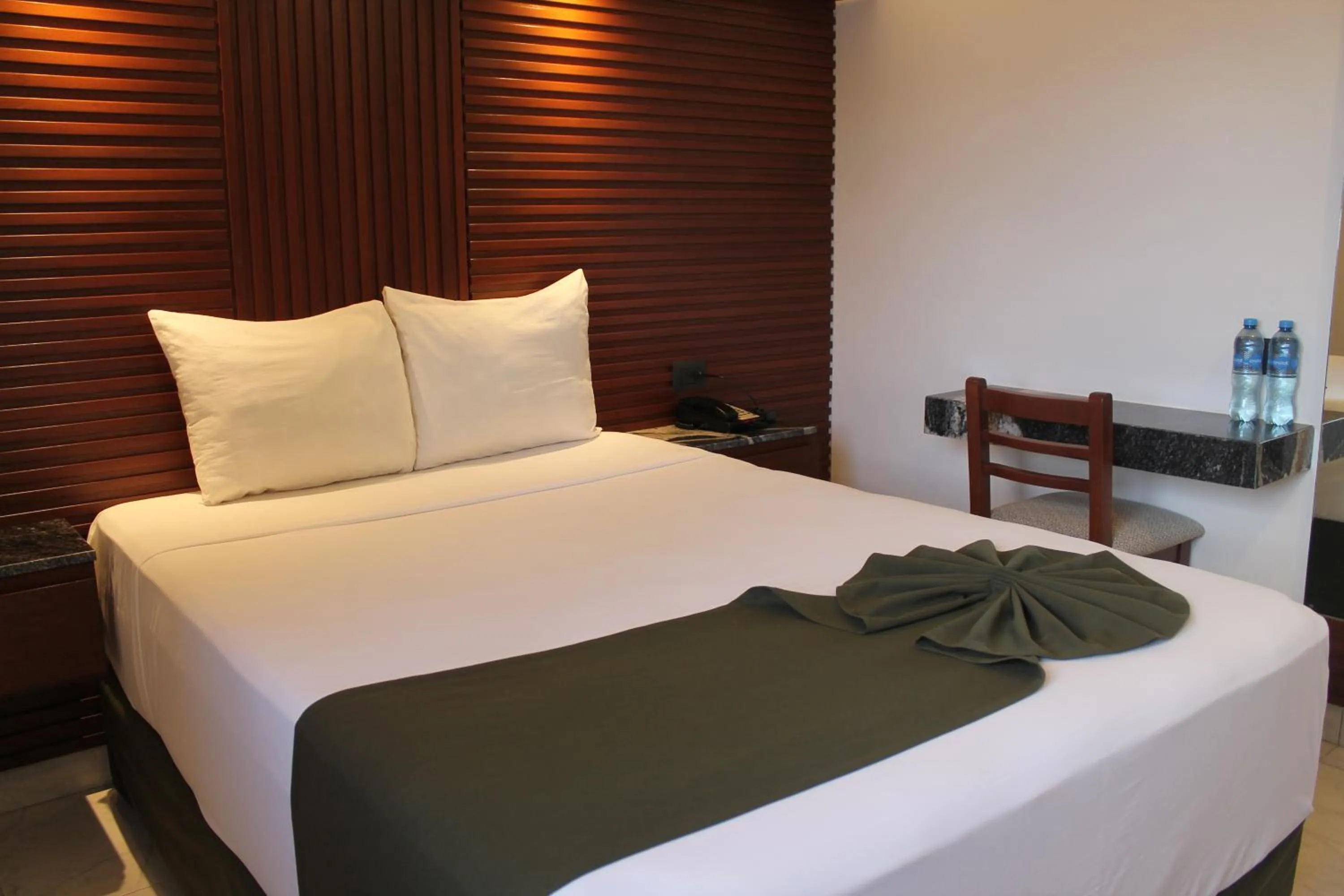 Bed in Hotel Colonial de Merida