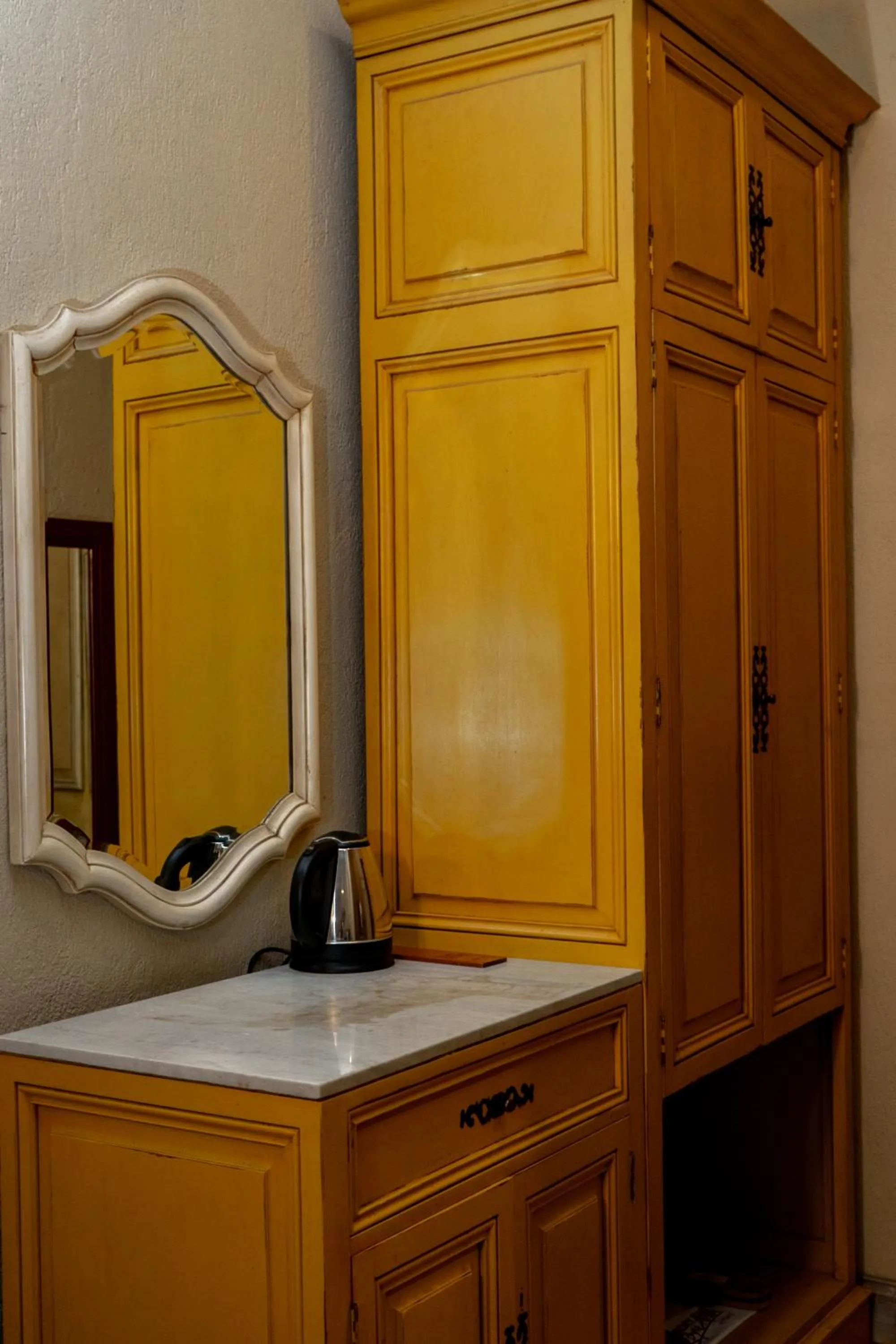 wardrobe in Kayu Arum Resort