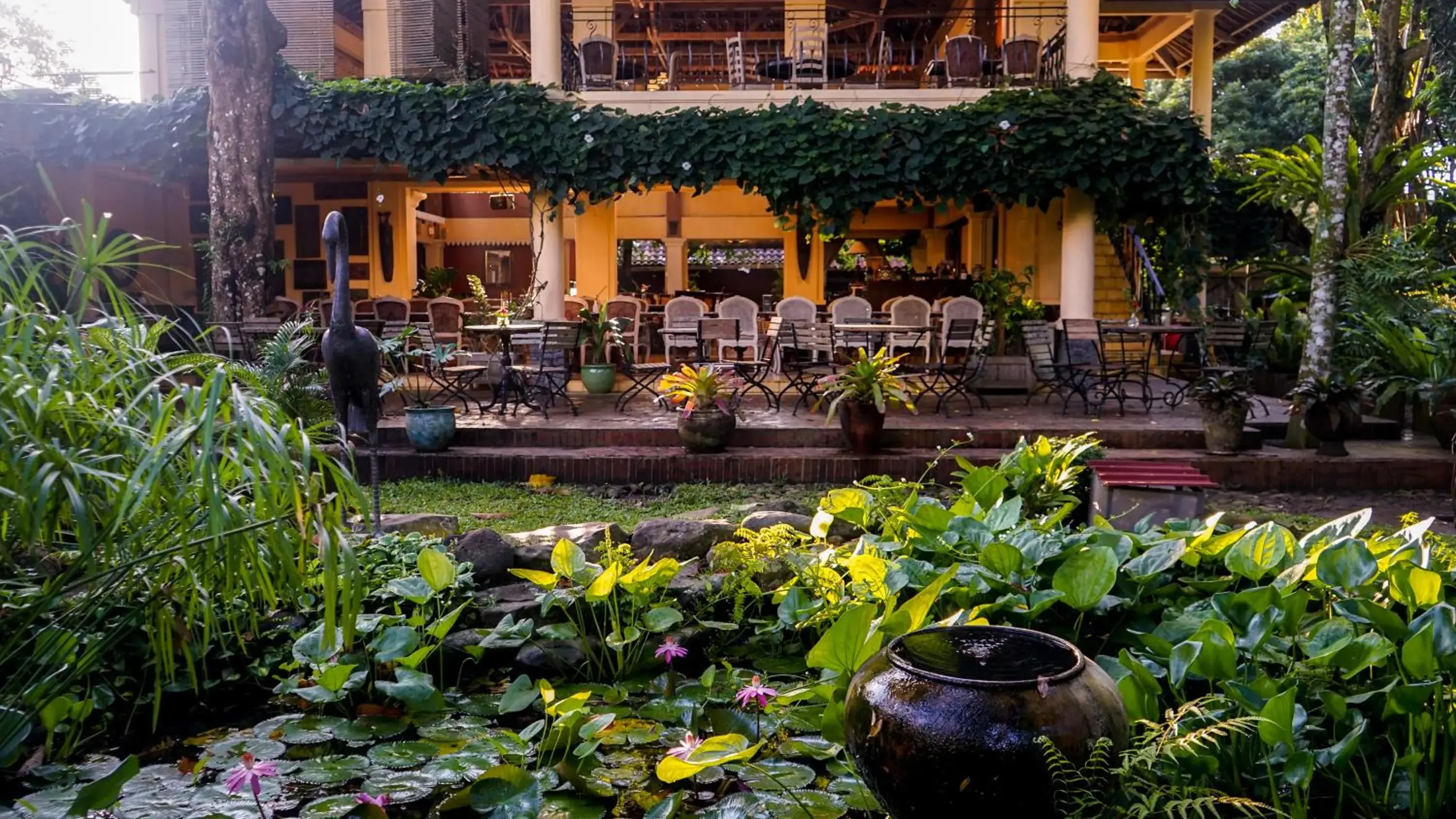 Restaurant/places to eat in Kayu Arum Resort Restaurant/places to eat in Kayu Arum Resort