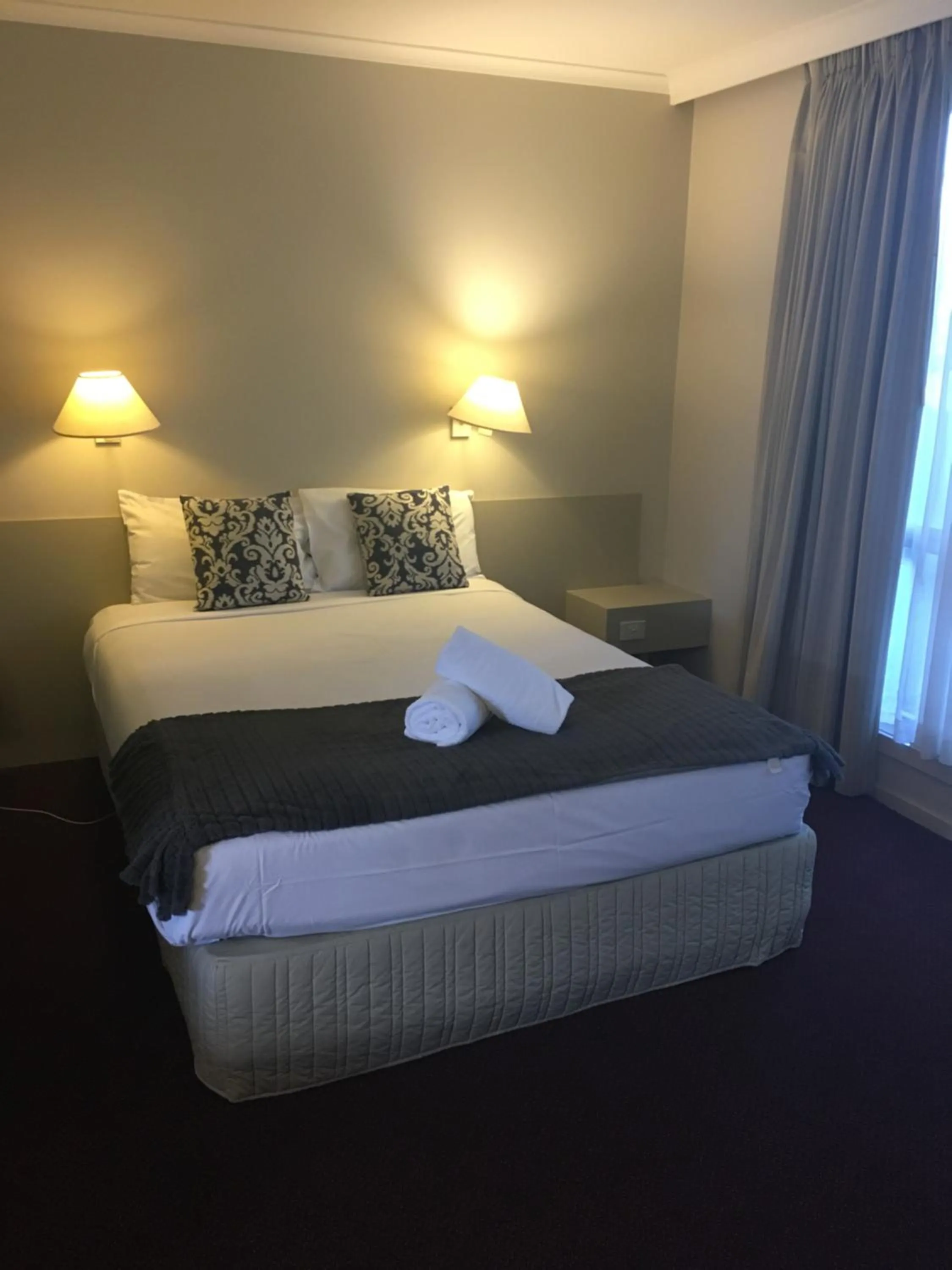 Bed in Ringwood Lake Inn